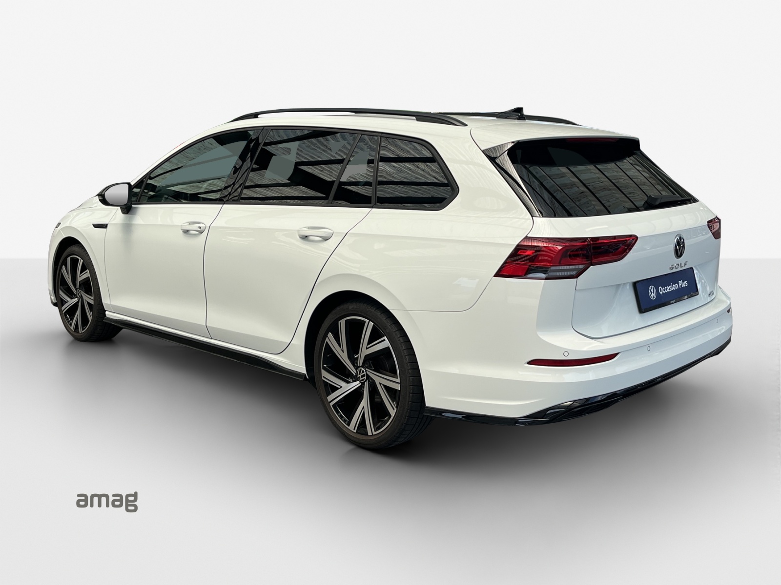 VW Golf Variant 1.5 eTSI mHEV R-Line-image-2