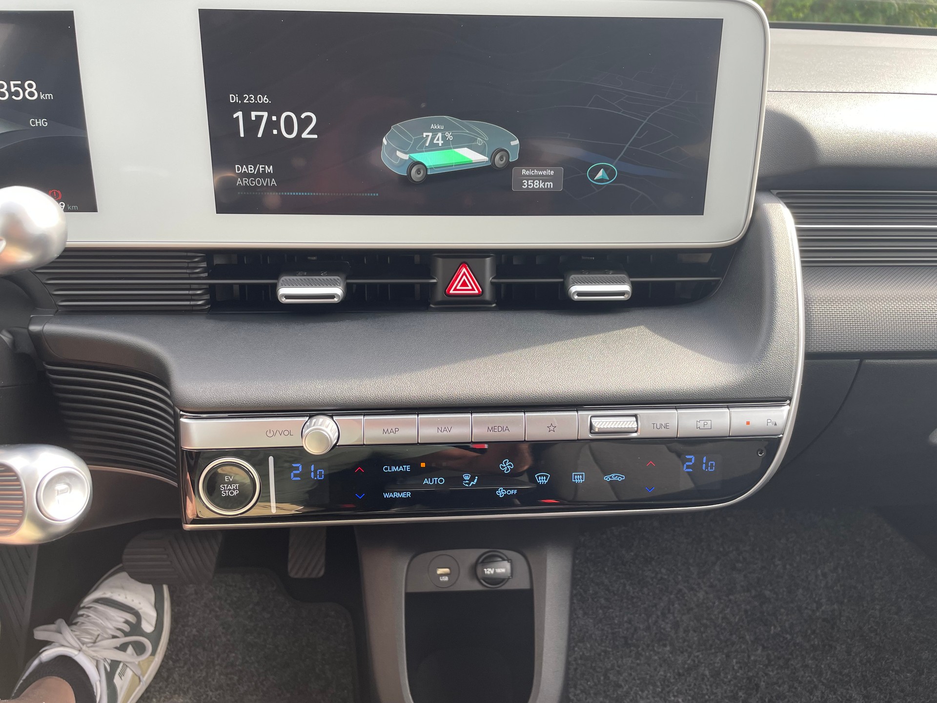 HYUNDAI Ioniq 5 72kWh Origo 4WD-image-13