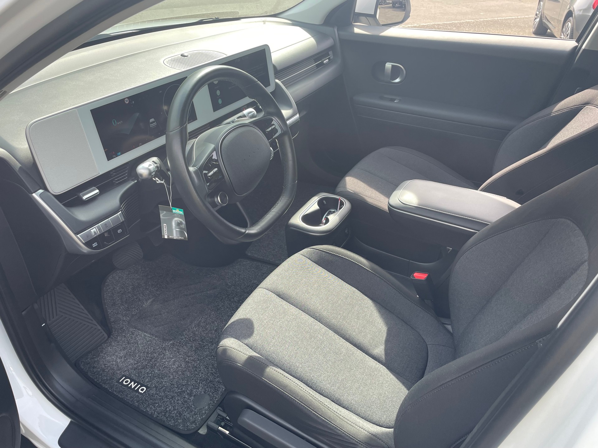 HYUNDAI Ioniq 5 72kWh Origo 4WD-image-6