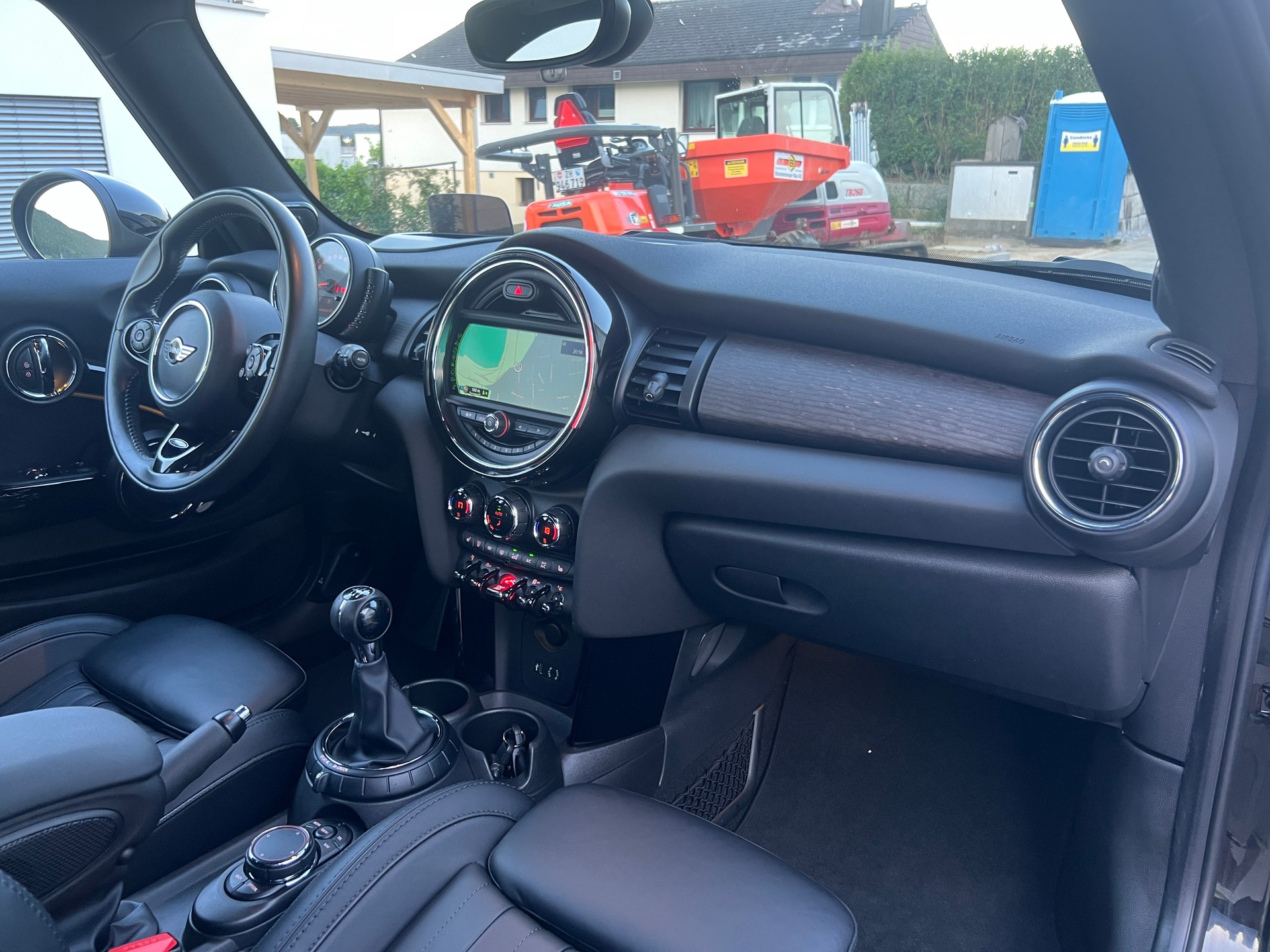 MINI Cooper S * LEDER * TOP Ausstattung *-image-10