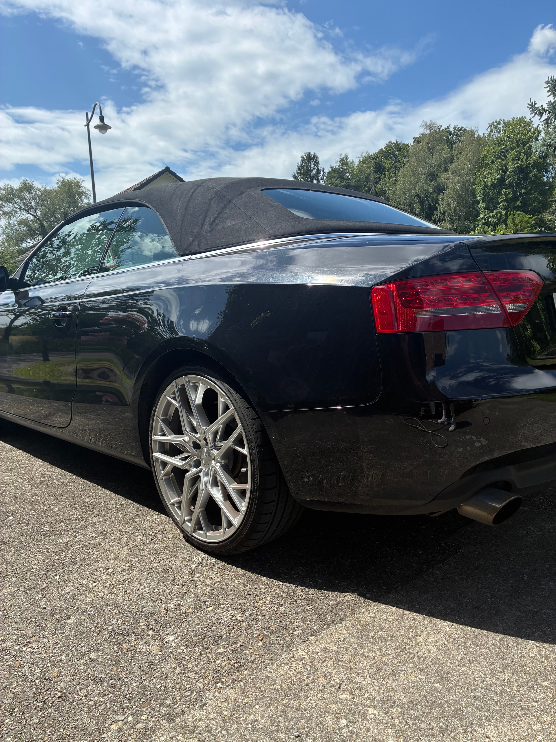 AUDI 2.0 TFSI quattro S-Tronic-image-3