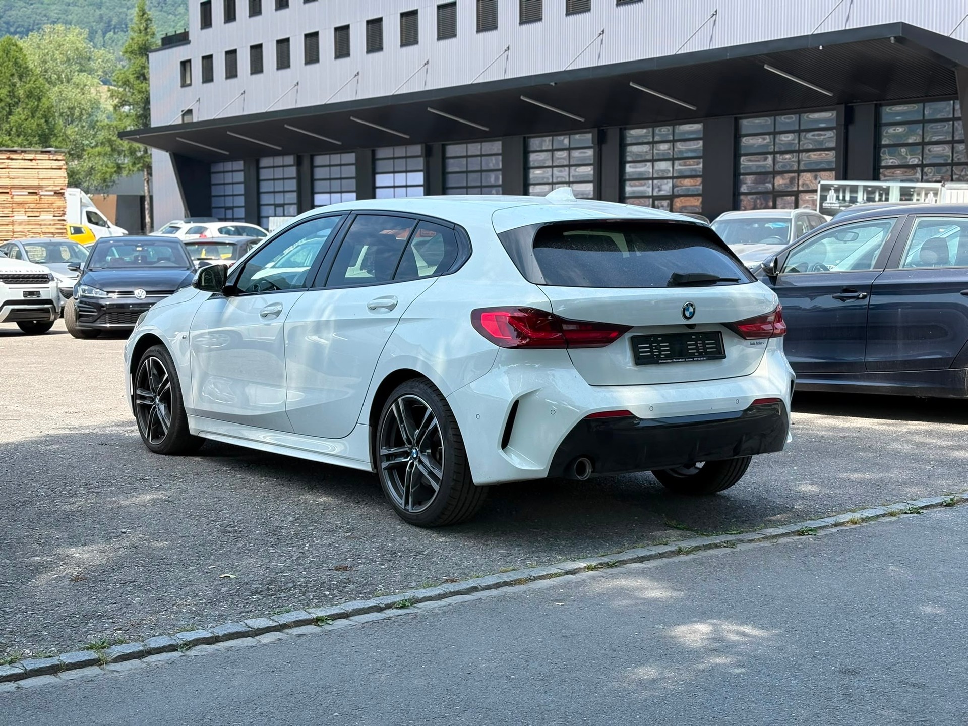 BMW 116d Steptronic M Sport-image-4