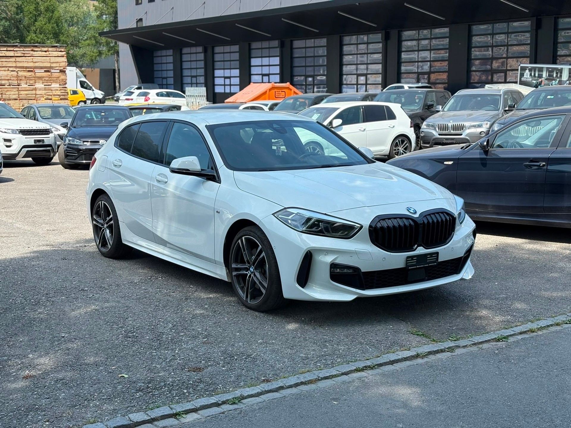 BMW 116d Steptronic M Sport-image-1