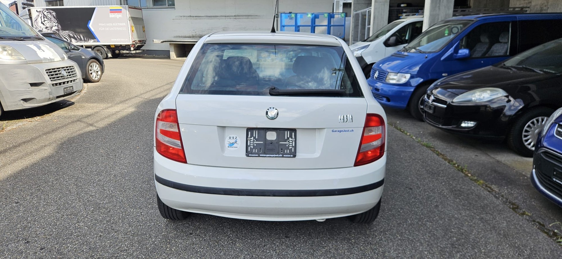 SKODA Fabia 1.2 Entry-image-1