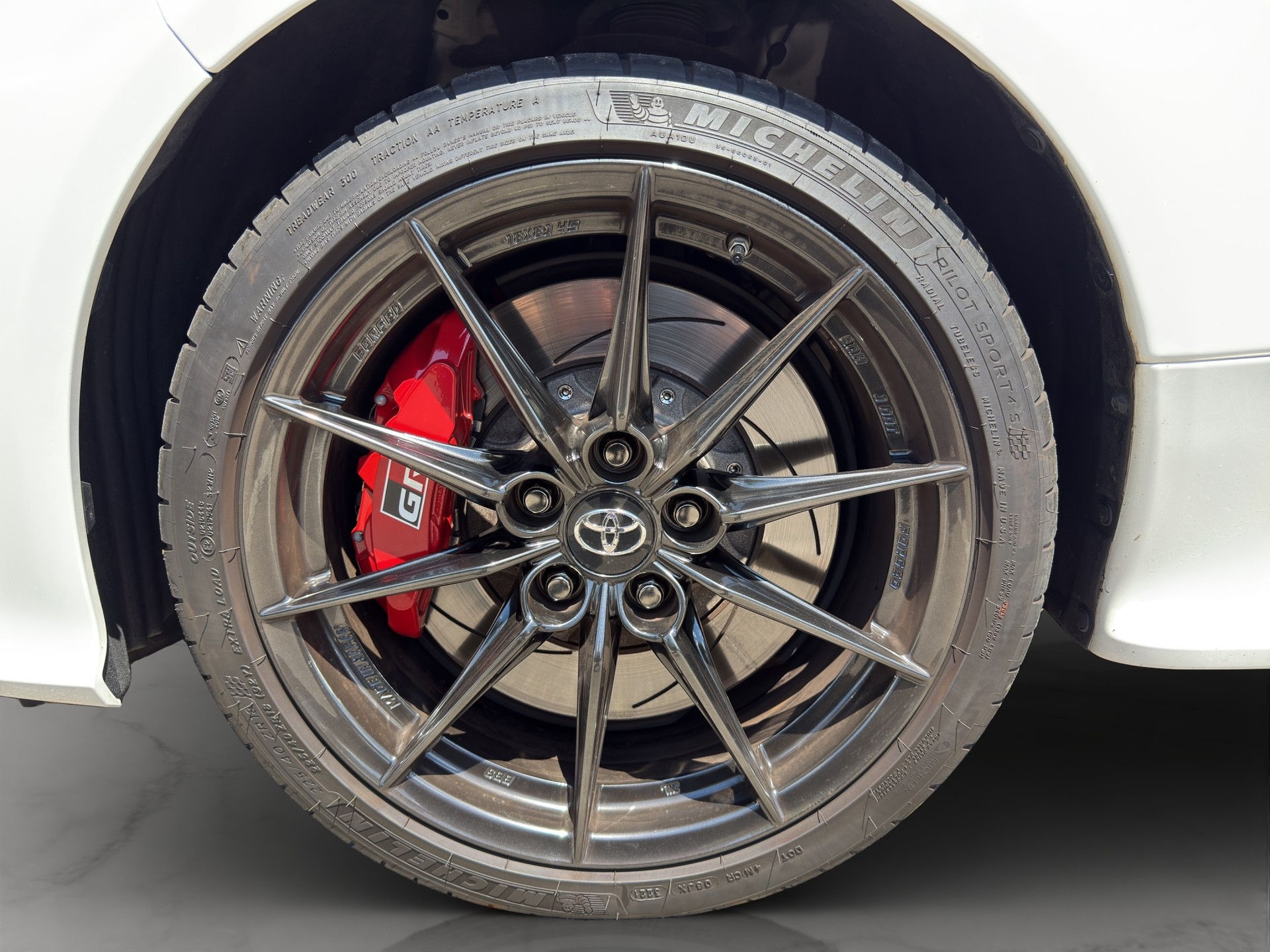 TOYOTA Yaris 1.6 GR Sport * Walter Röhrl Signiert * 10 Jahre Garantie * Original CH Fahrzeug * 8 fach *-image-15