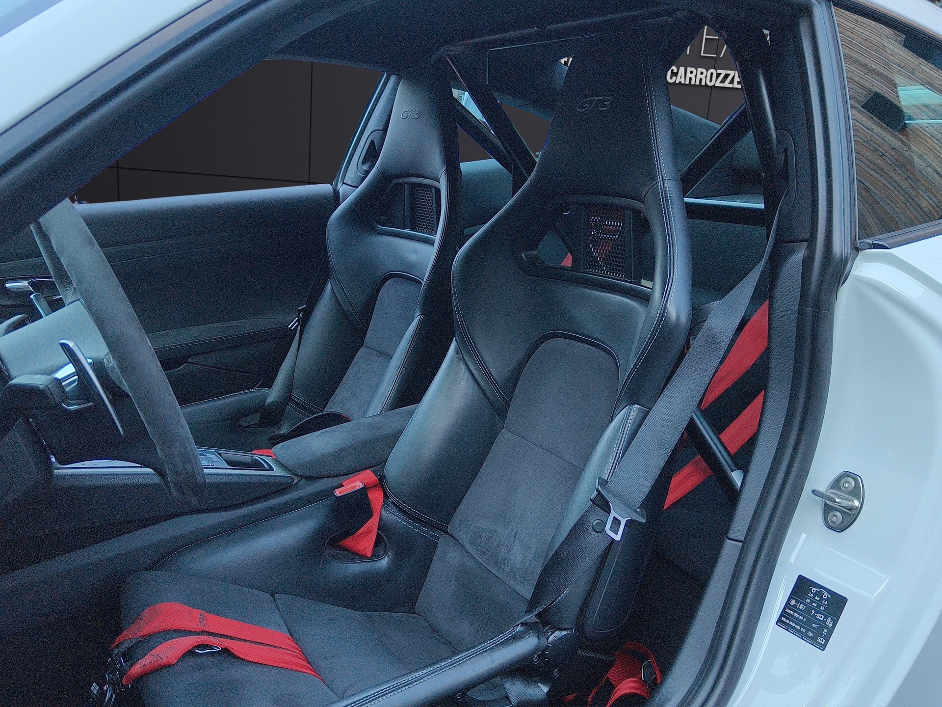 PORSCHE GT3 Clubsport-image-9