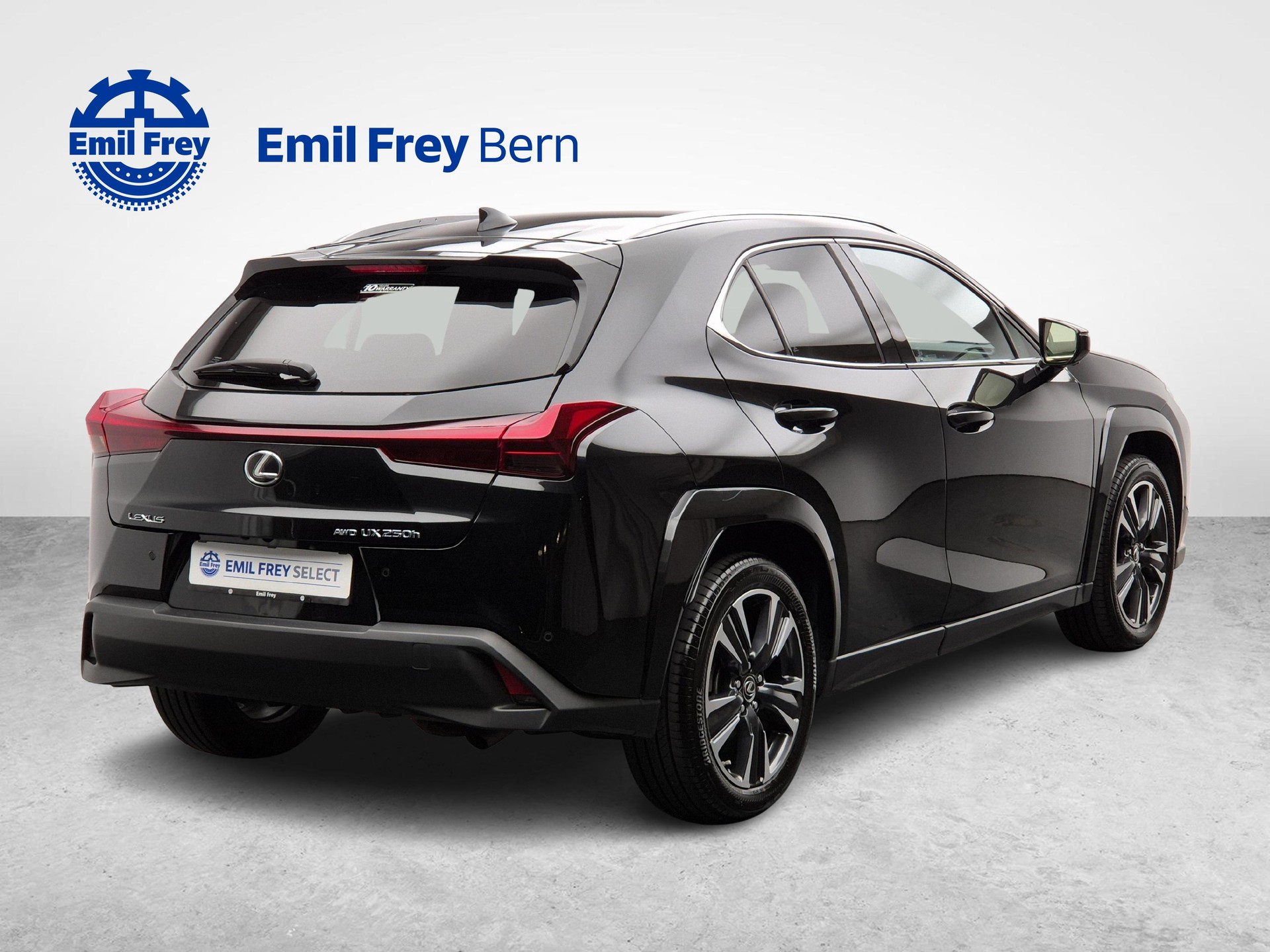 LEXUS UX 250h Excellence-image-7