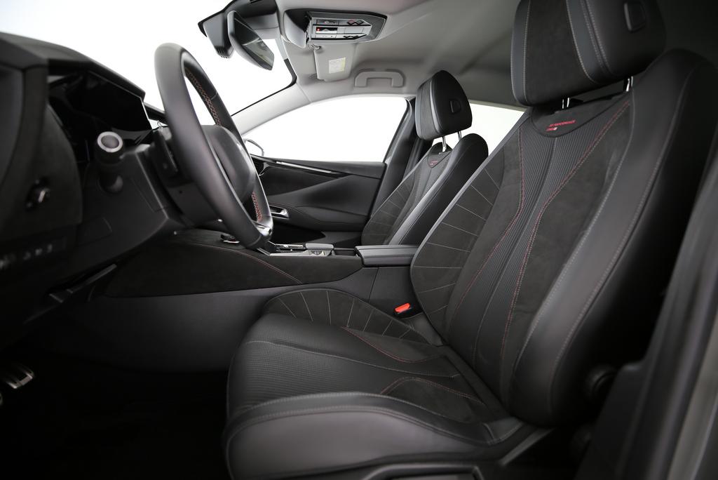 DS AUTOMOBILES 4 1.6 E-Tense Ligne Noire-image-4