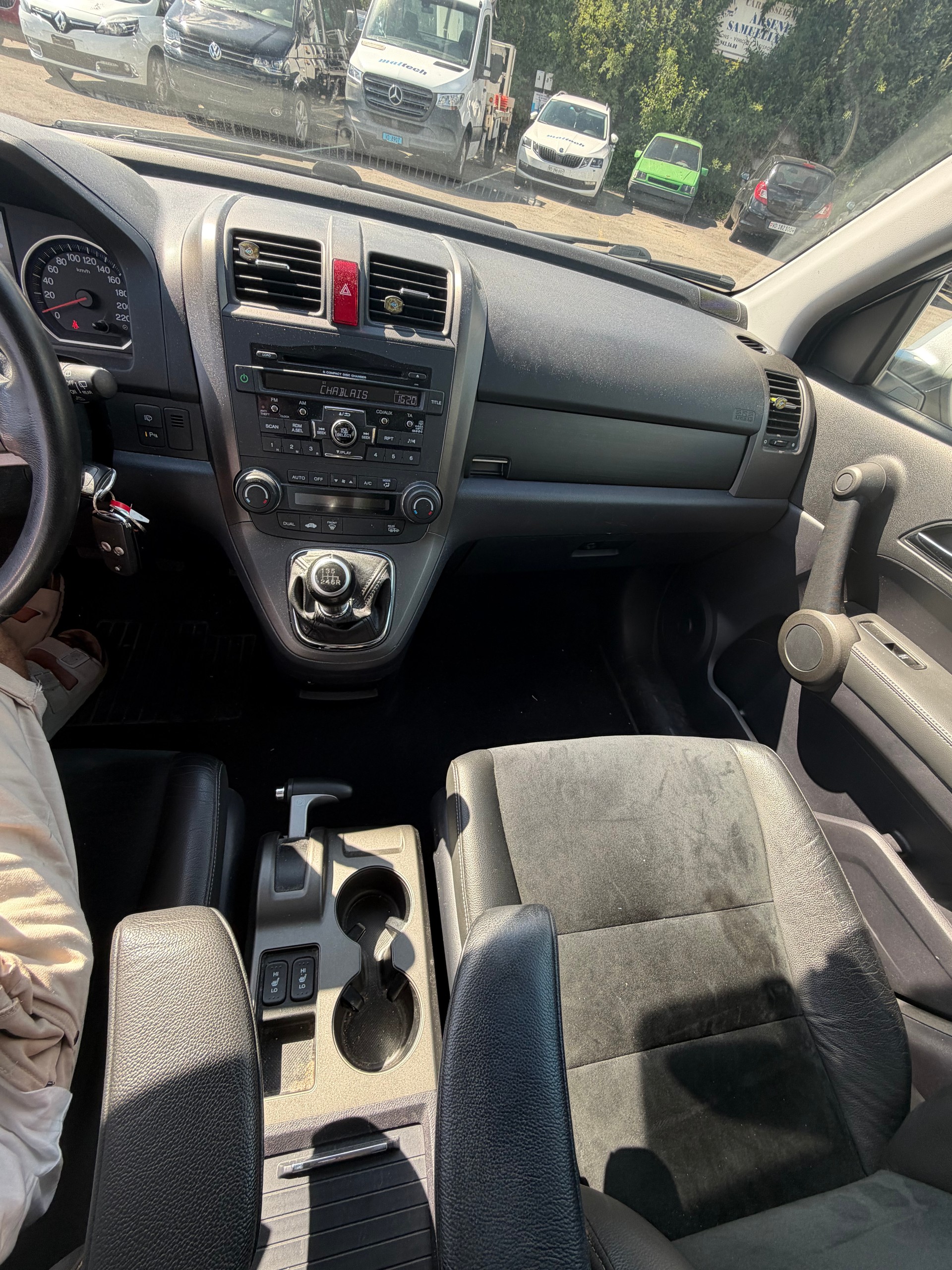 HONDA CR-V 2.2 i-DTEC 4WD Elegance-image-7