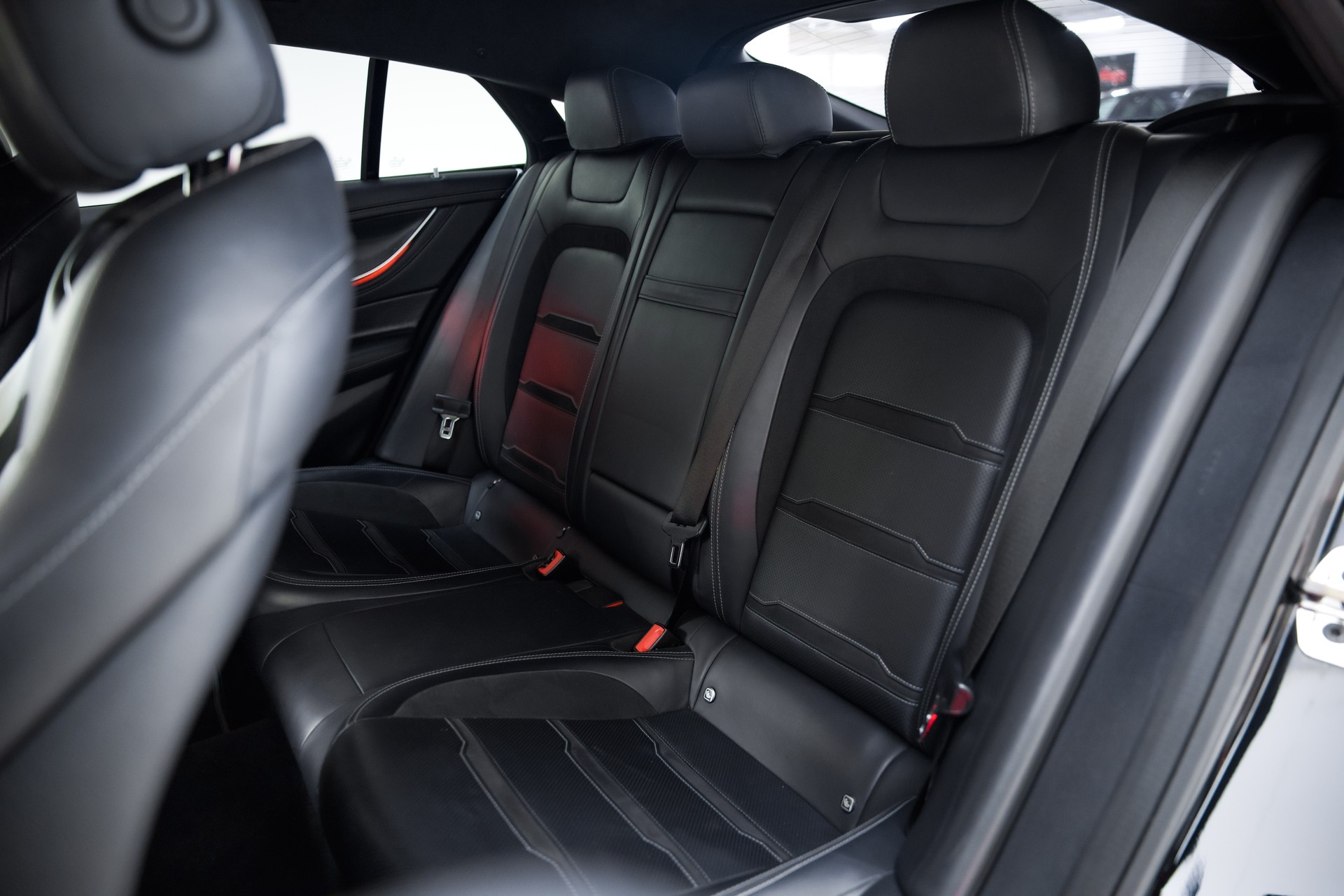 MERCEDES-BENZ AMG GT 4 63 S 4Matic+ Speedshift MCT-image-23