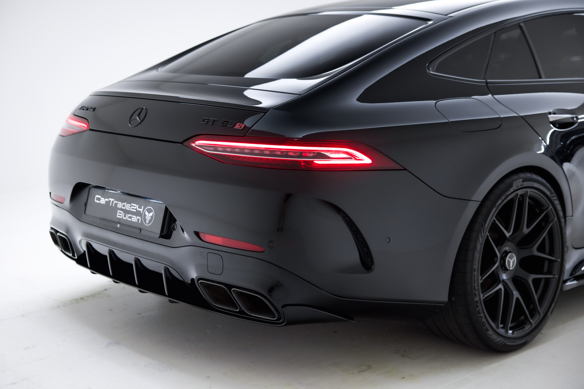 MERCEDES-BENZ AMG GT 4 63 S 4Matic+ Speedshift MCT-image-15