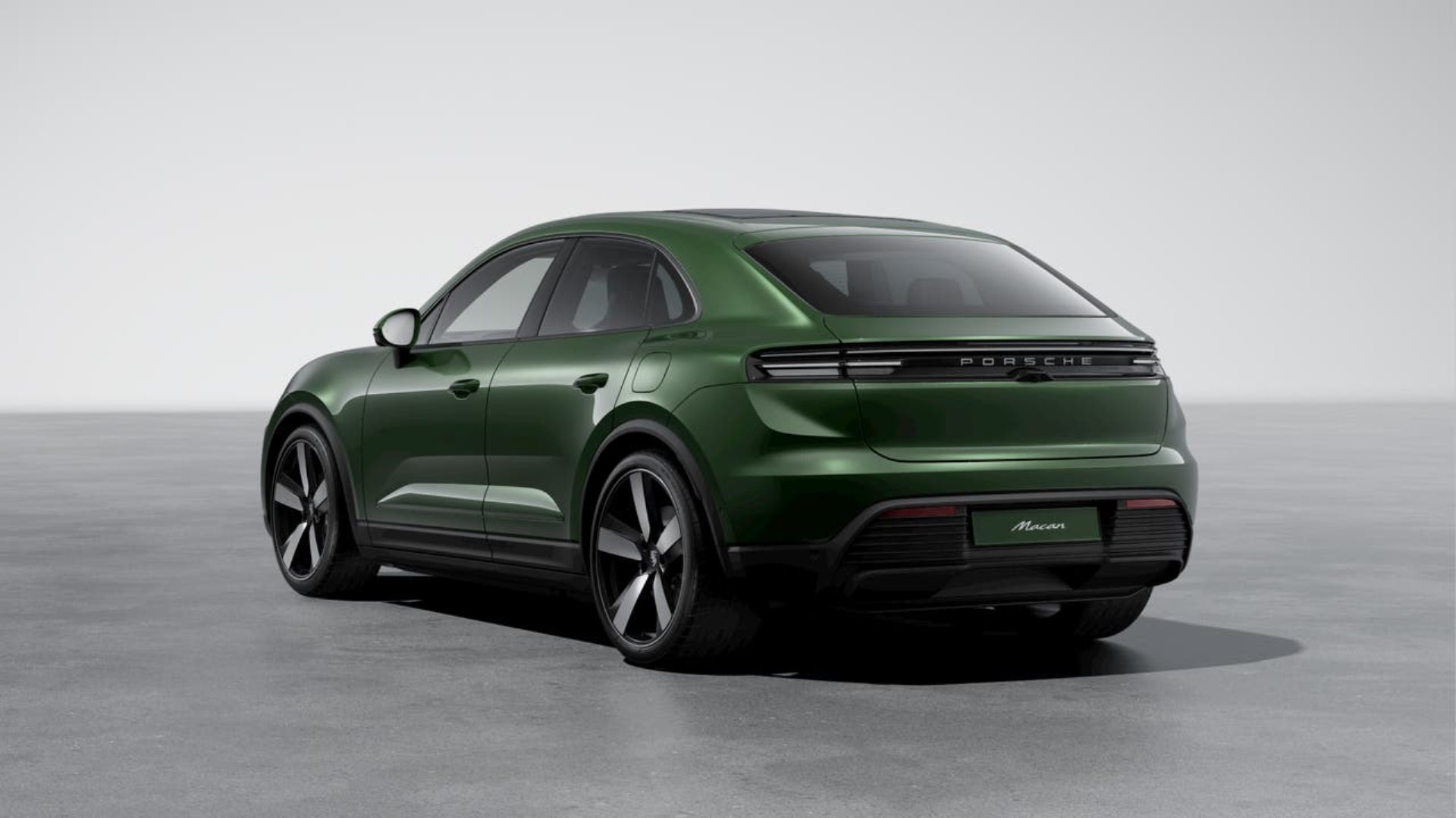 PORSCHE Macan 4-image-2