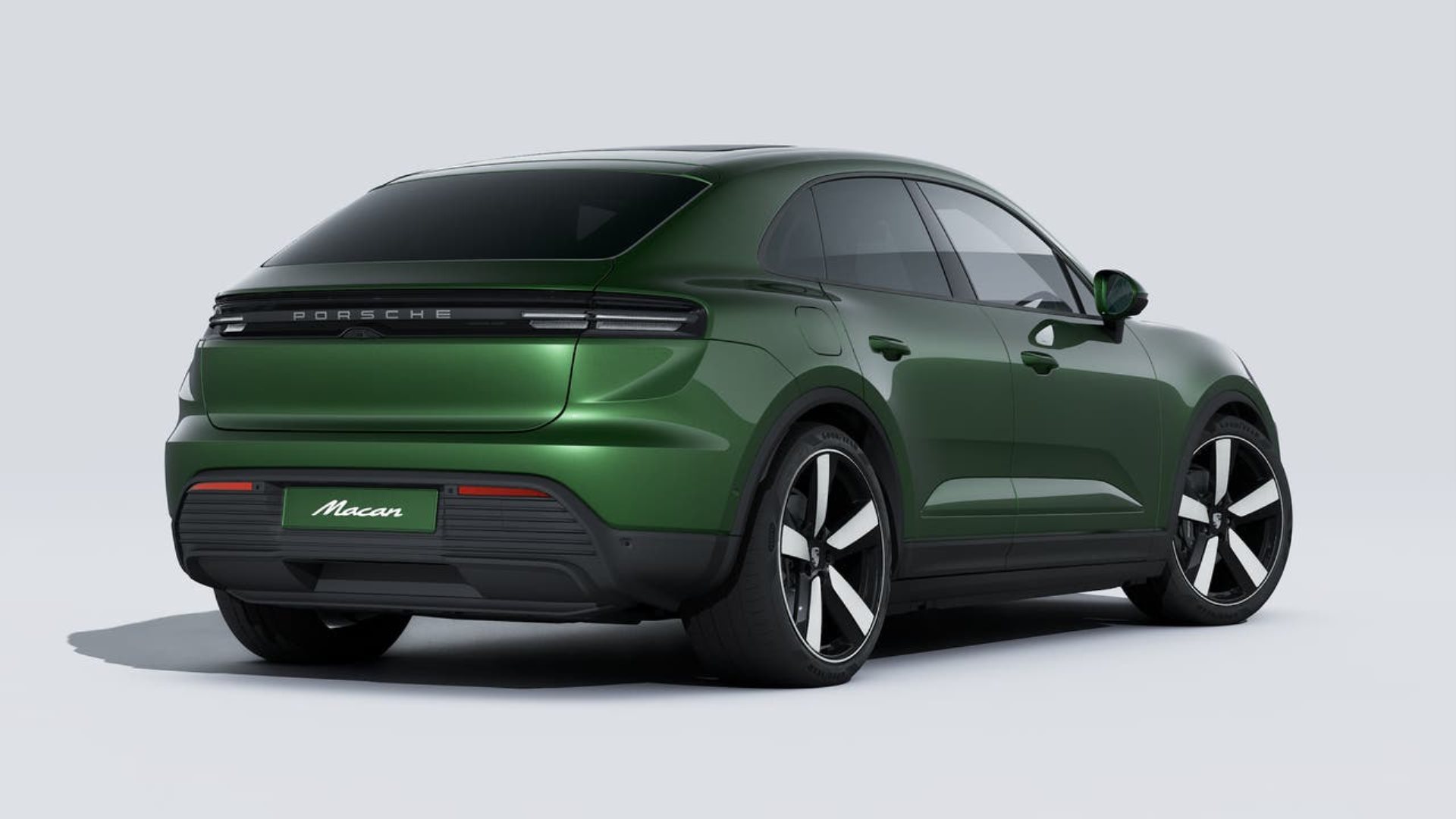 PORSCHE Macan 4-image-8