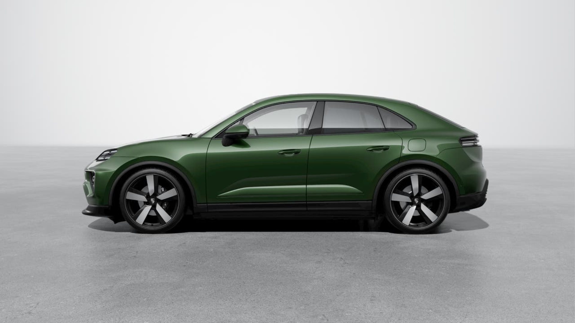 PORSCHE Macan 4-image-1