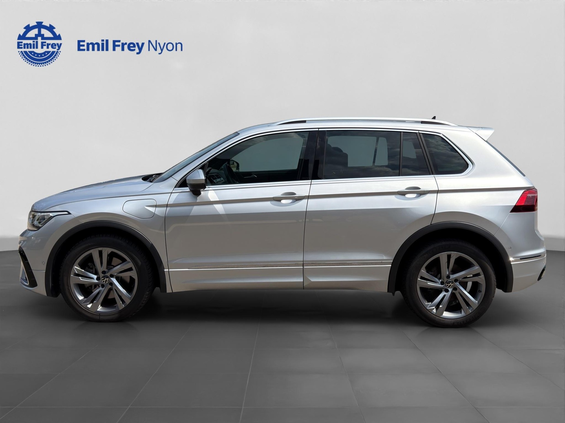 VW Tiguan 1.4 TSI PHEV R-Line DSG 2WD-showroom-element-2