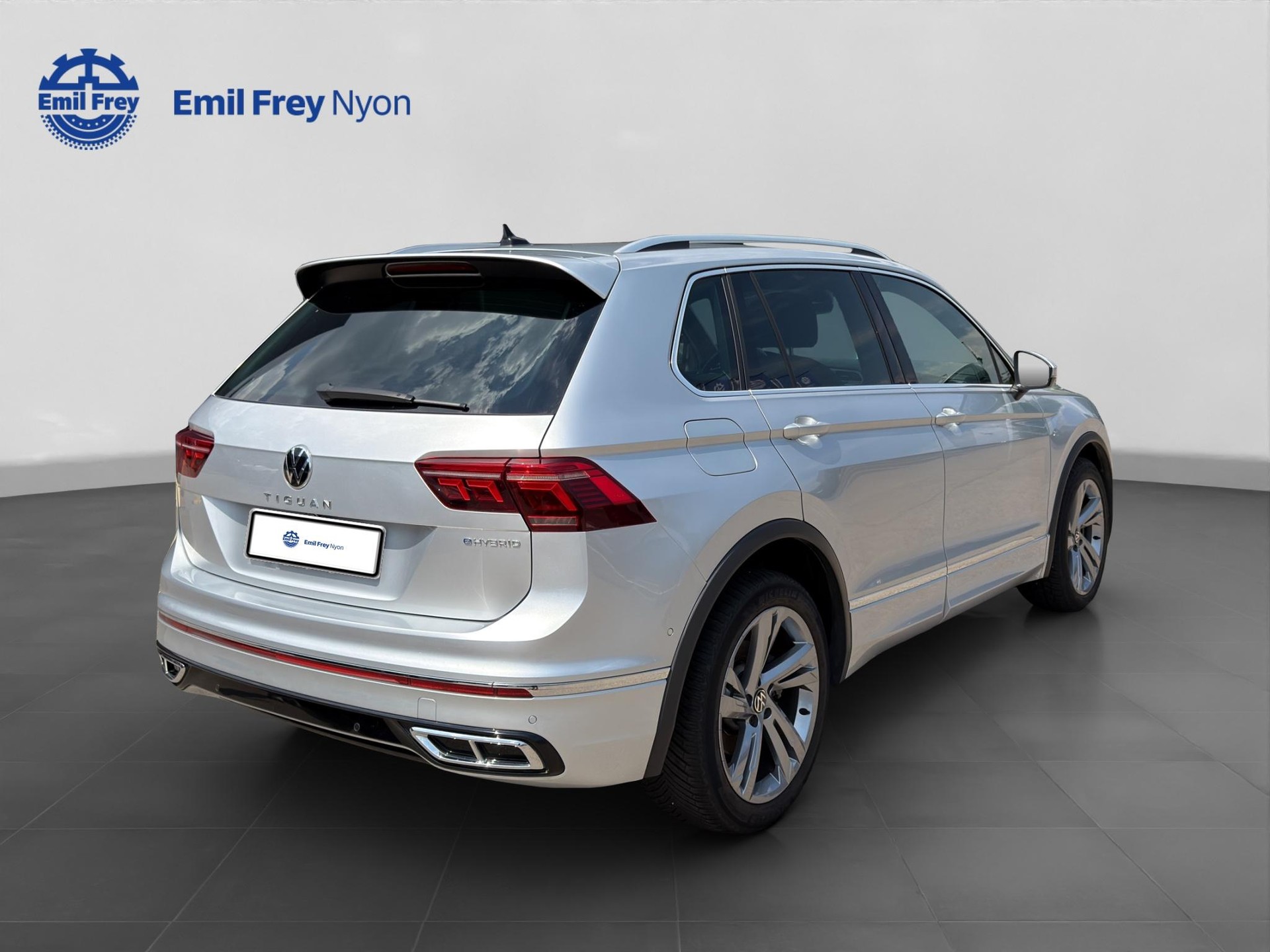 VW Tiguan 1.4 TSI PHEV R-Line DSG 2WD-image-5