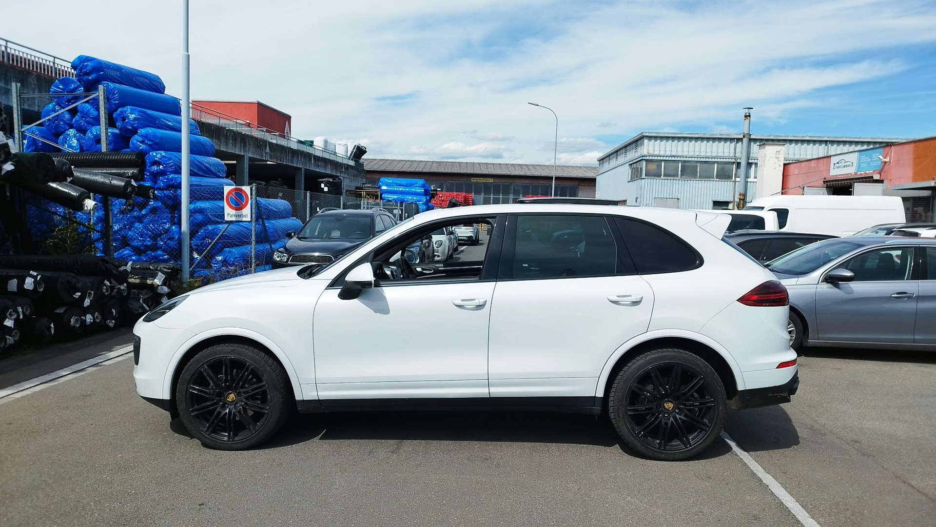 PORSCHE Cayenne Diesel Platinum Edition-image-7
