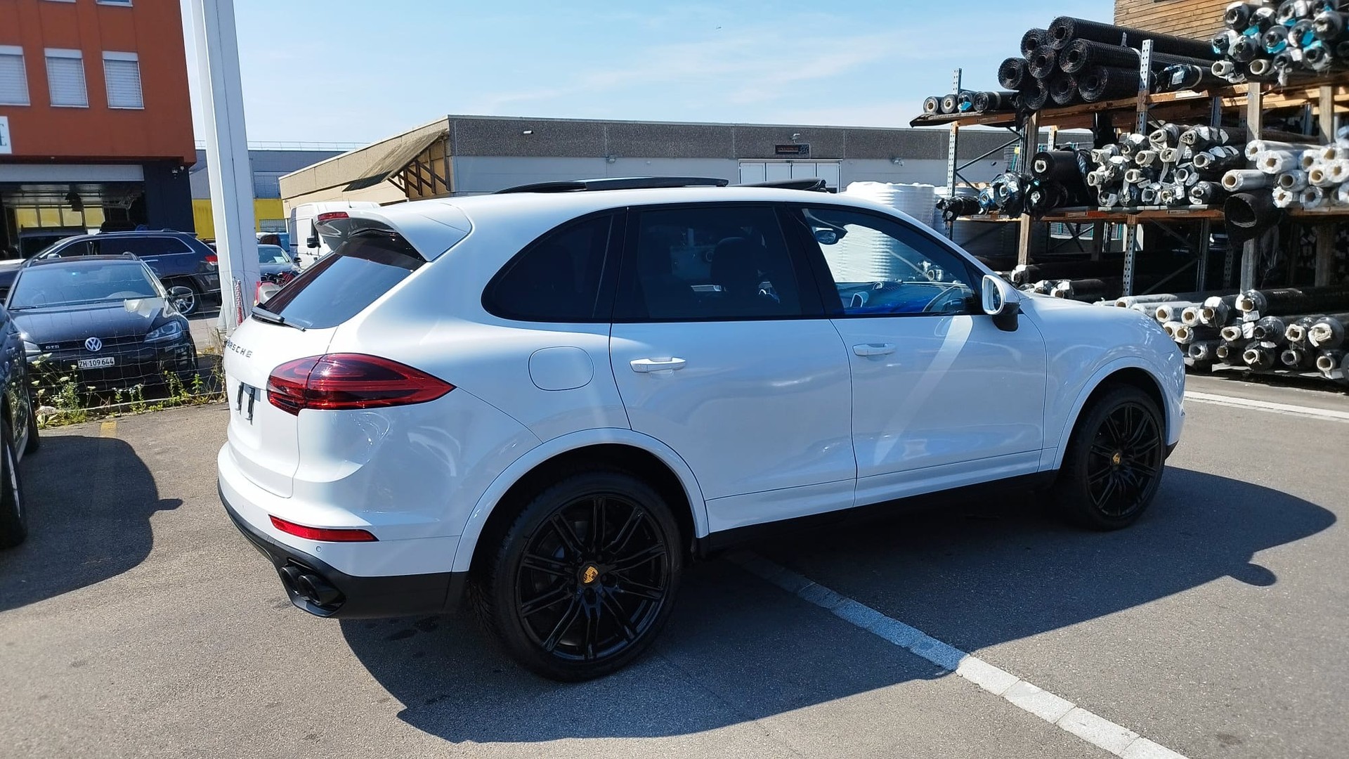PORSCHE Cayenne Diesel Platinum Edition-image-6