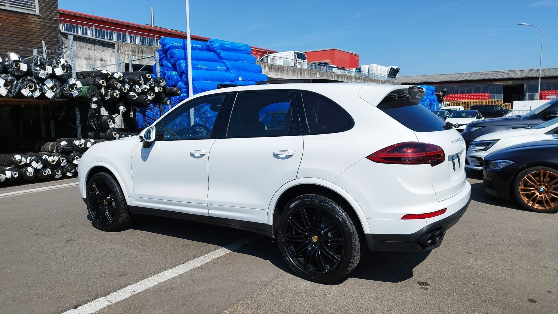 PORSCHE Cayenne Diesel Platinum Edition-image-7