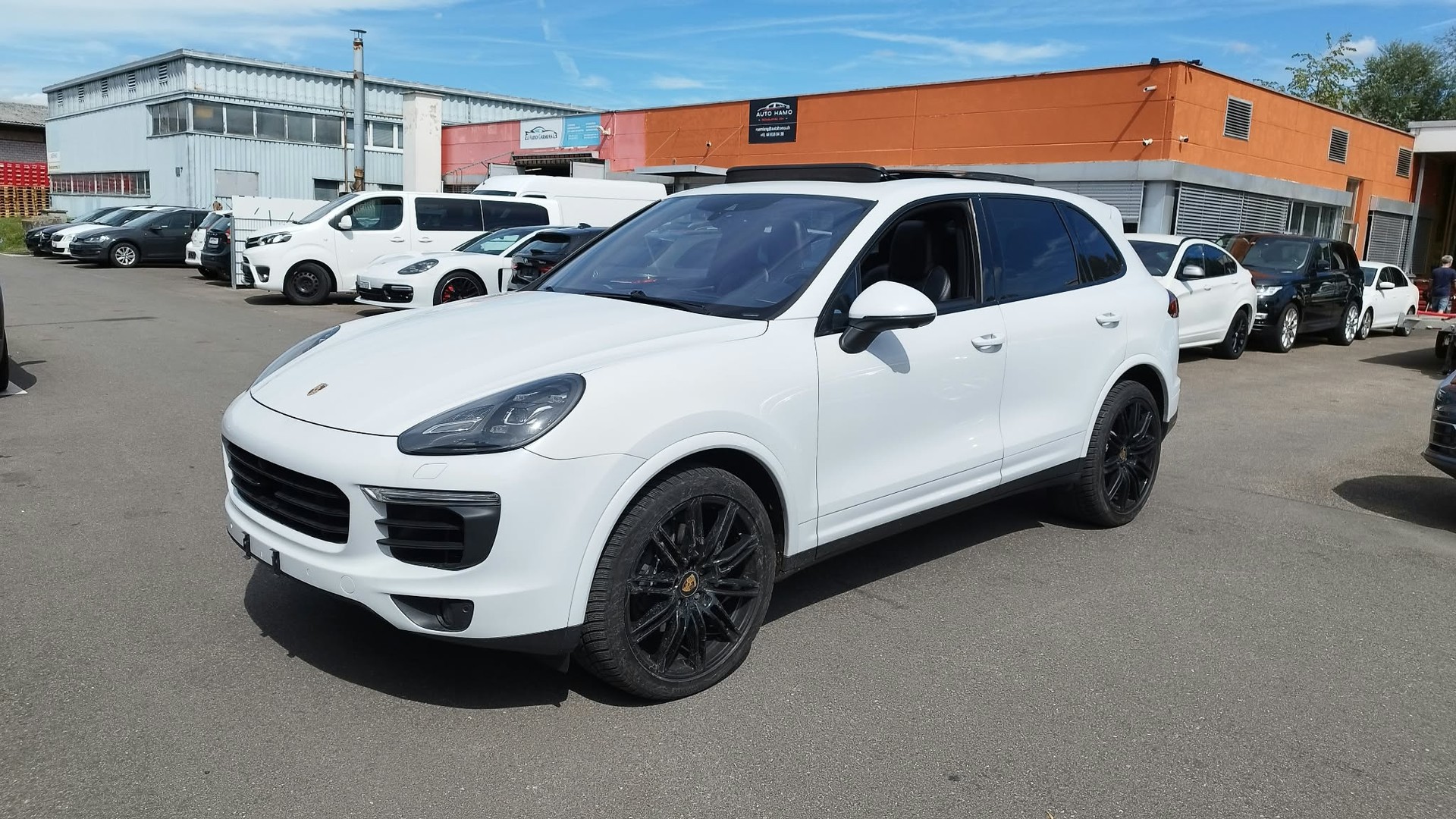 PORSCHE Cayenne Diesel Platinum Edition-image-12