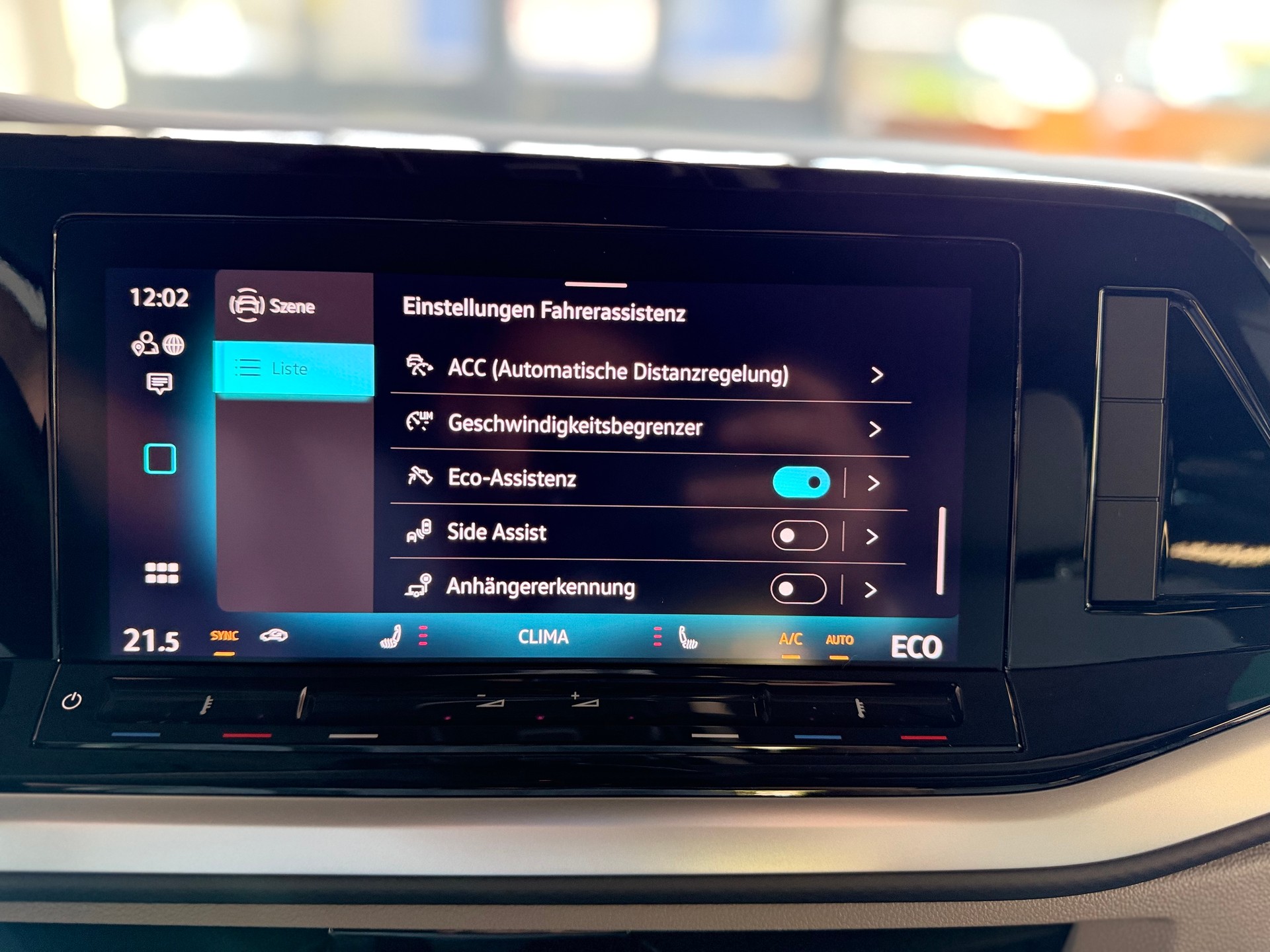 VW Multivan 1.5 eHybrid Life 245 PS 4x4 4Motion DSG-image-22