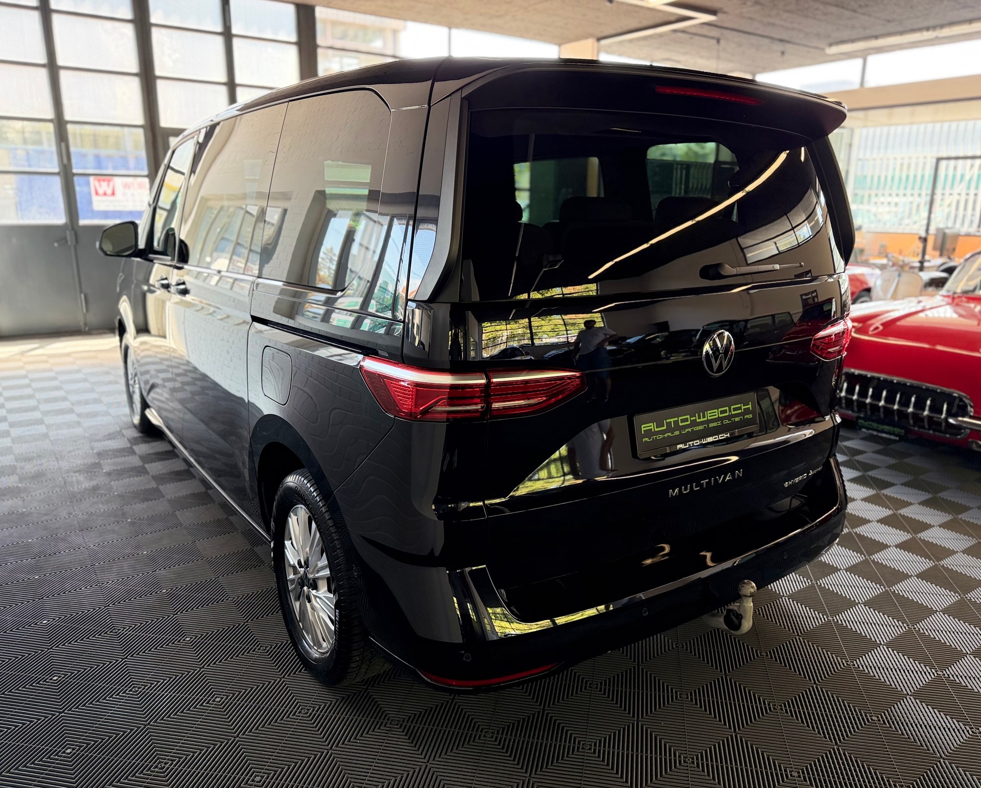 VW Multivan 1.5 eHybrid Life 245 PS 4x4 4Motion DSG-image-4