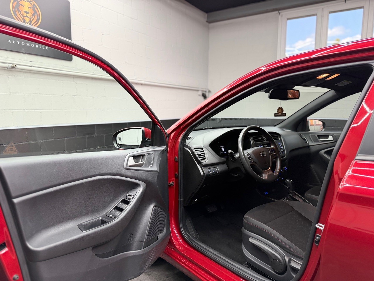 HYUNDAI i20 Active 1.0 T-GDi Amplia DCT | Rückfahrkamera | Tempomat | DAB-Radio-image-10