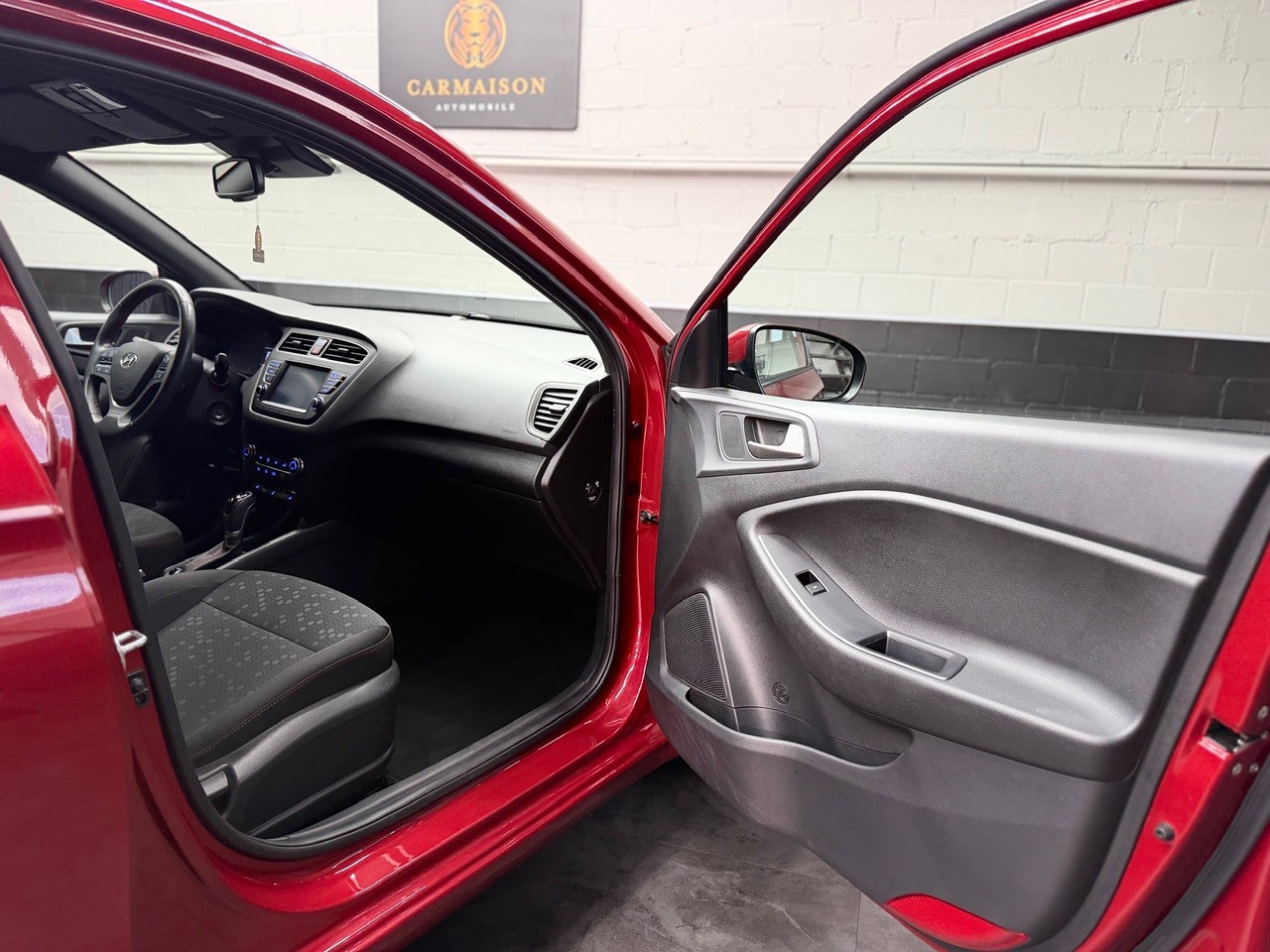 HYUNDAI i20 Active 1.0 T-GDi Amplia DCT | Rückfahrkamera | Tempomat | DAB-Radio-image-19