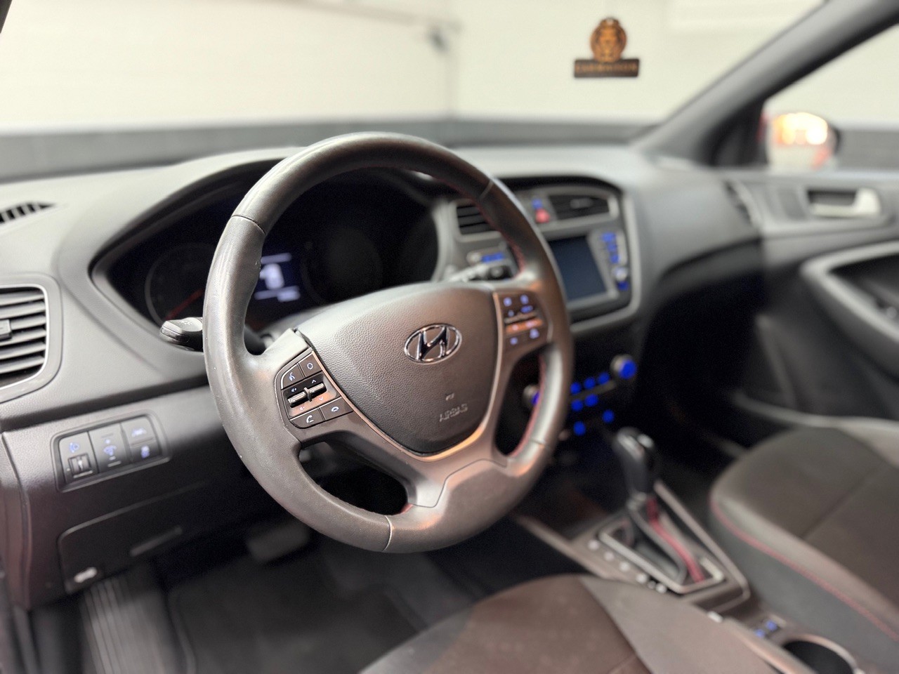 HYUNDAI i20 Active 1.0 T-GDi Amplia DCT | Rückfahrkamera | Tempomat | DAB-Radio-image-12