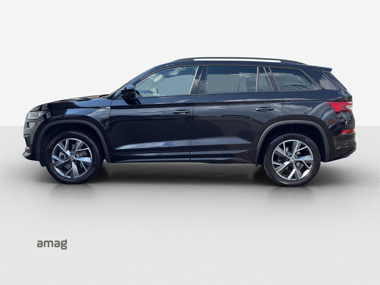 SKODA Kodiaq 2.0 TSI 4x4 SportLine-image-1