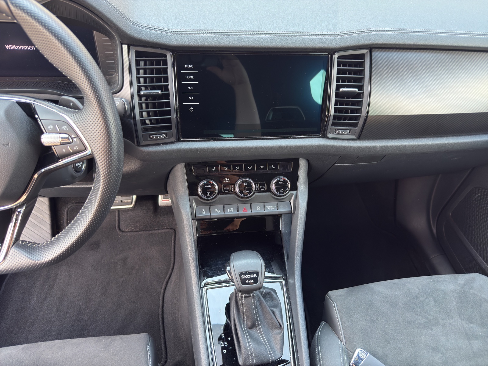 SKODA Kodiaq 2.0 TSI 4x4 SportLine-image-10