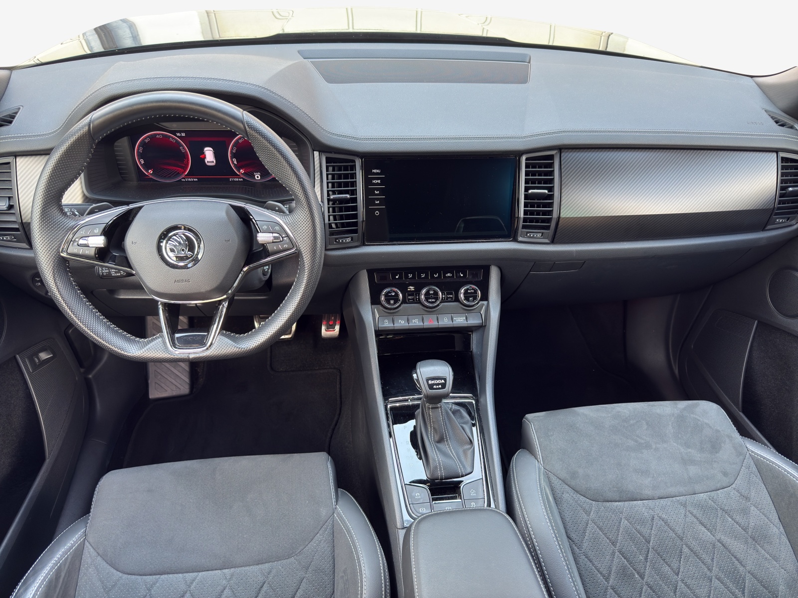 SKODA Kodiaq 2.0 TSI 4x4 SportLine-image-8