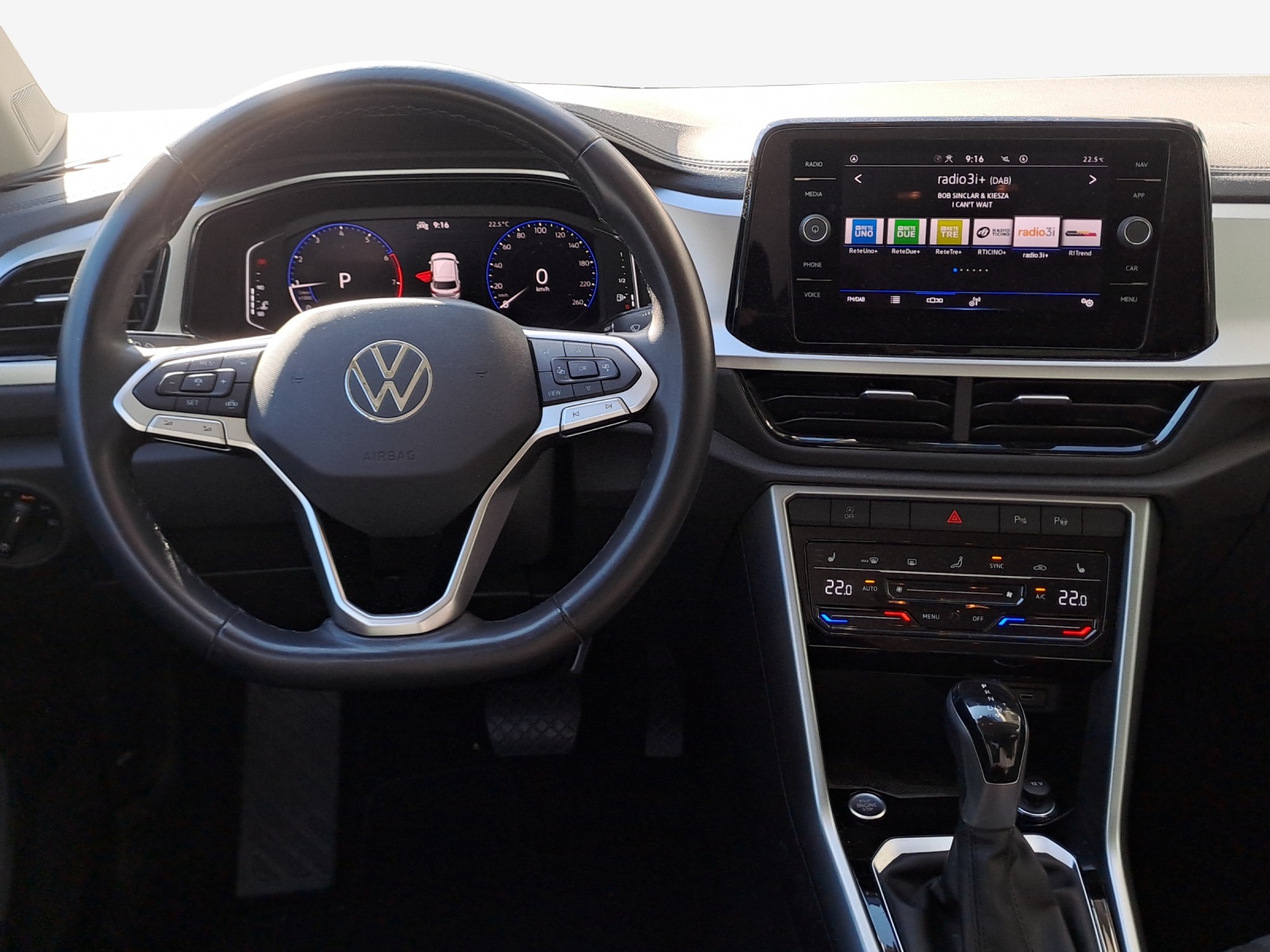 VW T-Roc 1.5 TSI EVO Life DSG-image-8