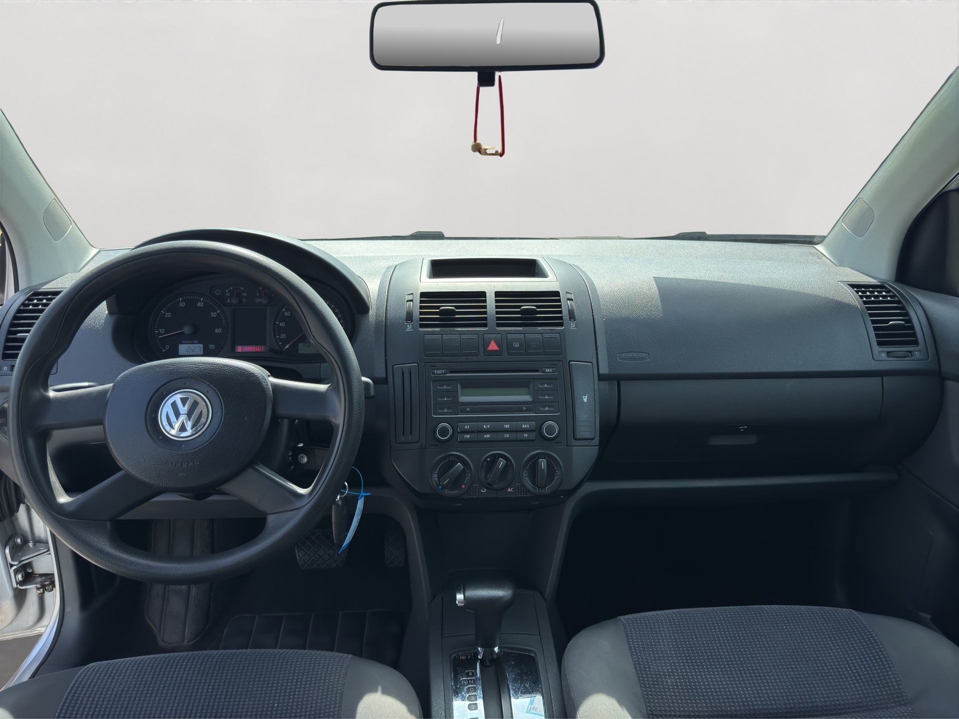 VW Polo 1.4 16V Comfortline-image-9