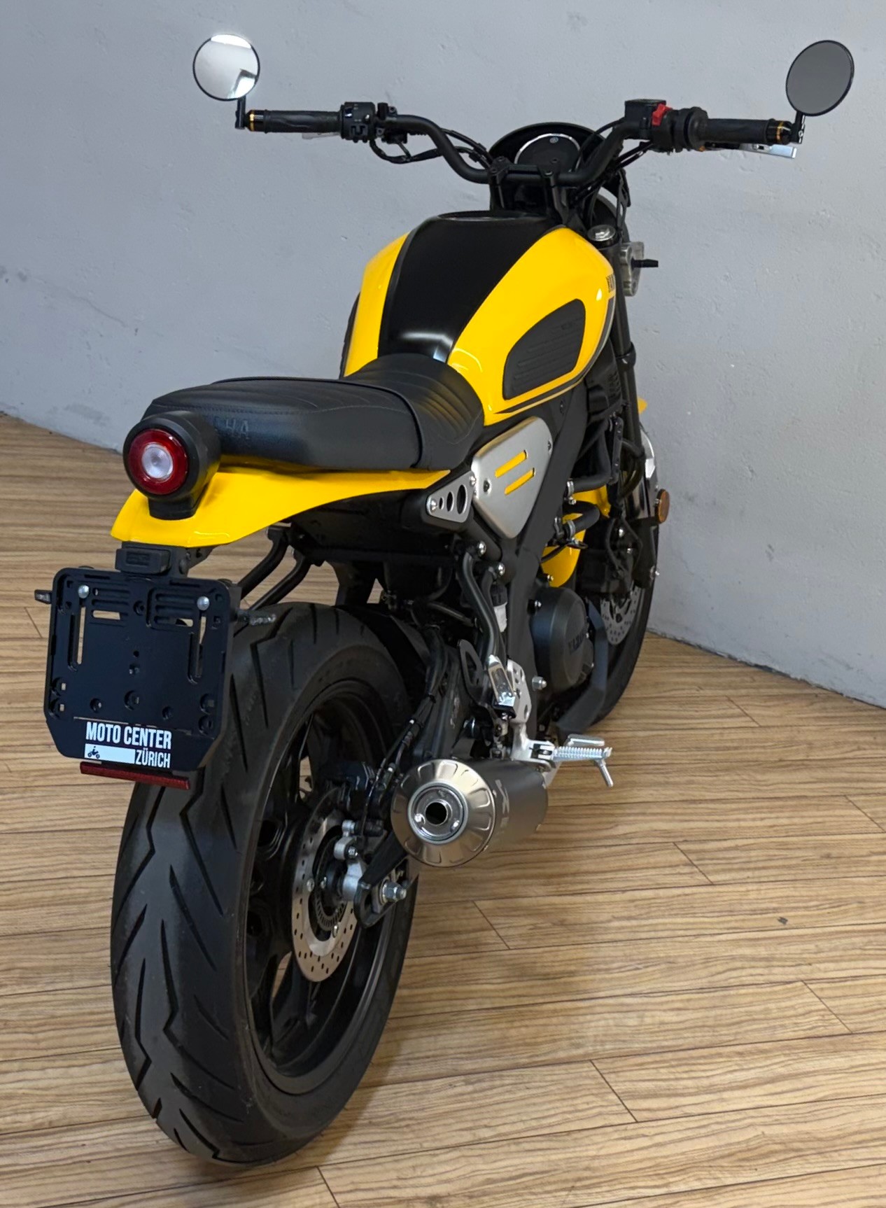 YAMAHA XSR 125-showroom-element-2