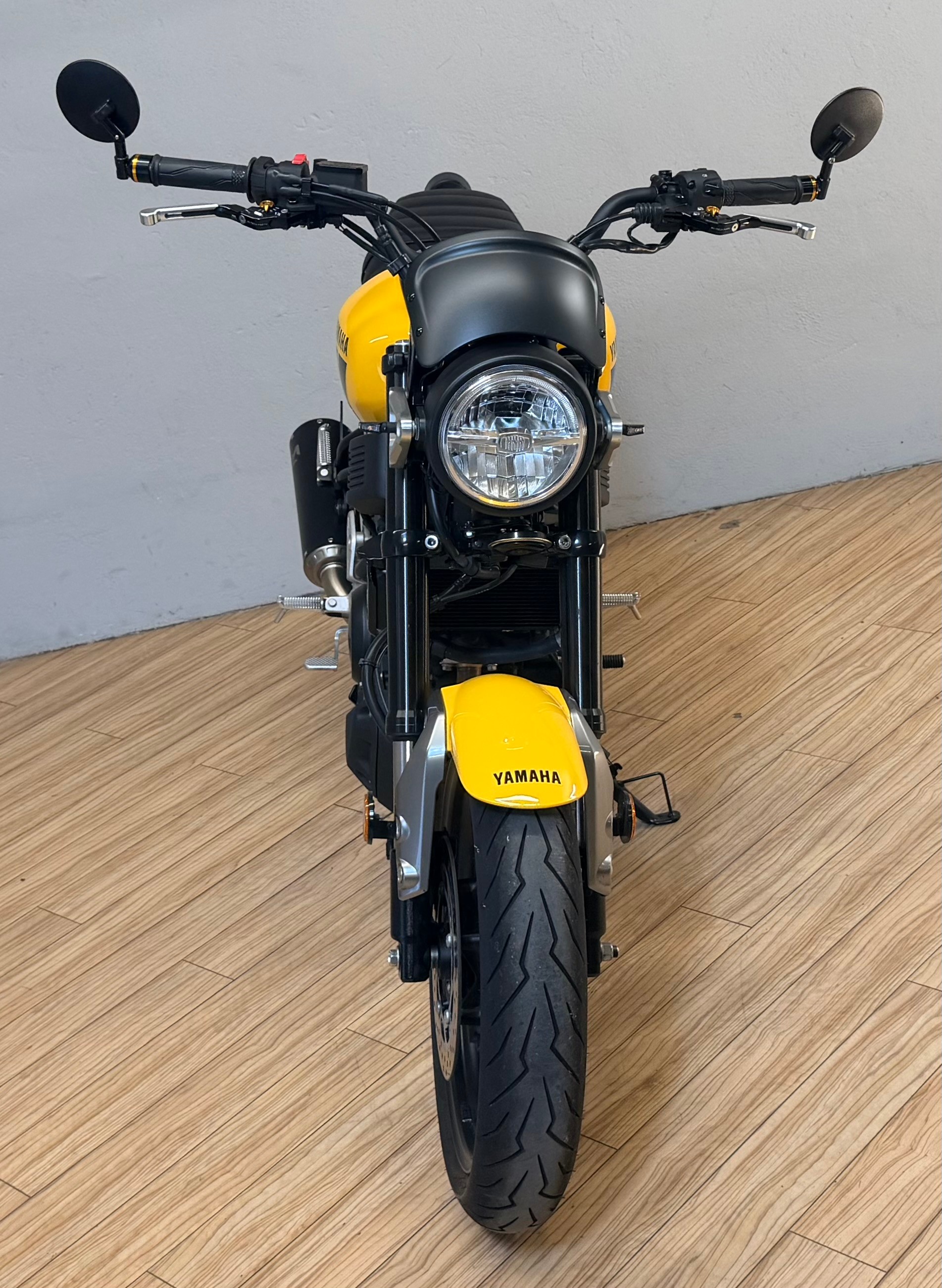 YAMAHA XSR 125-image-7