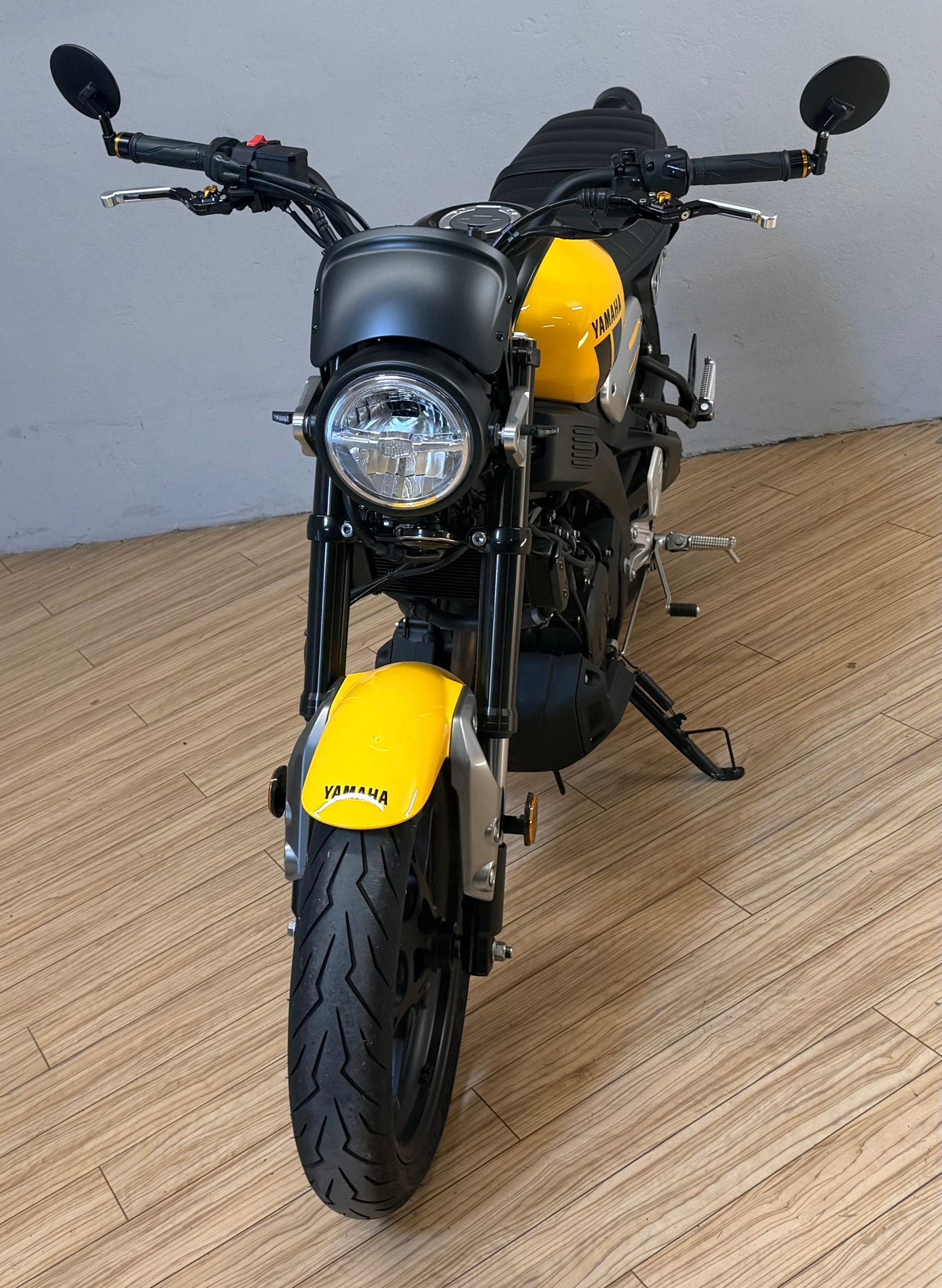 YAMAHA XSR 125-image-6