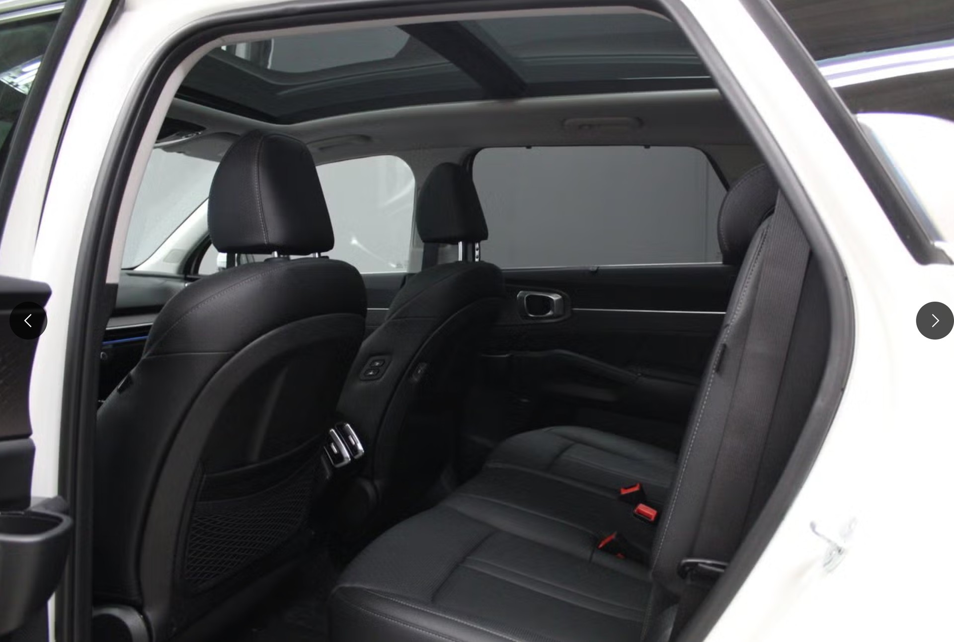 KIA Sorento 1.6 T-GDi PHEV Style-image-4