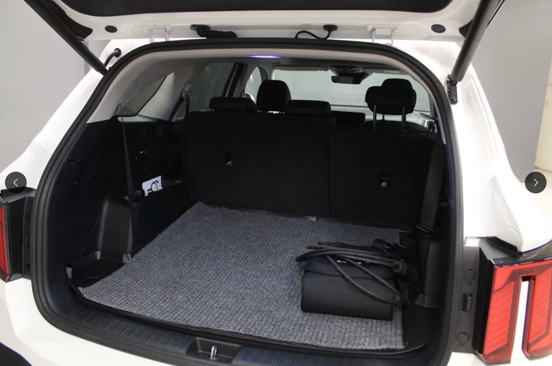 KIA Sorento 1.6 T-GDi PHEV Style-image-6