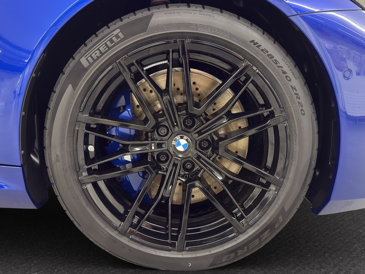 BMW M5 xDrive Touring-image-11
