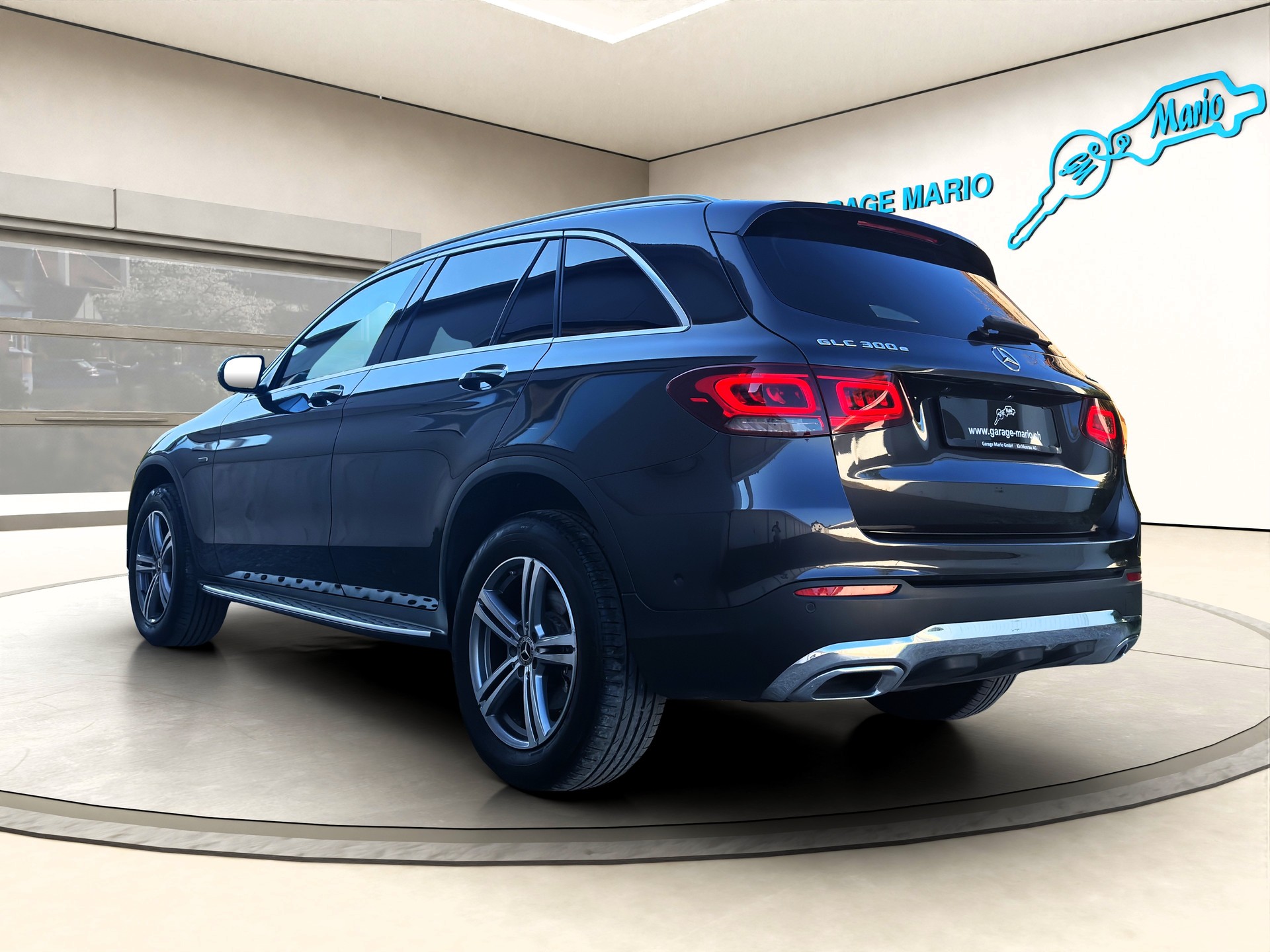 MERCEDES-BENZ GLC 300 e 4Matic 9G-Tronic❗VOLL-AUSSTATTUNG❗✅CH-Fahrzeug & Frisch ab Service und 8-fach bereift✅-image-6