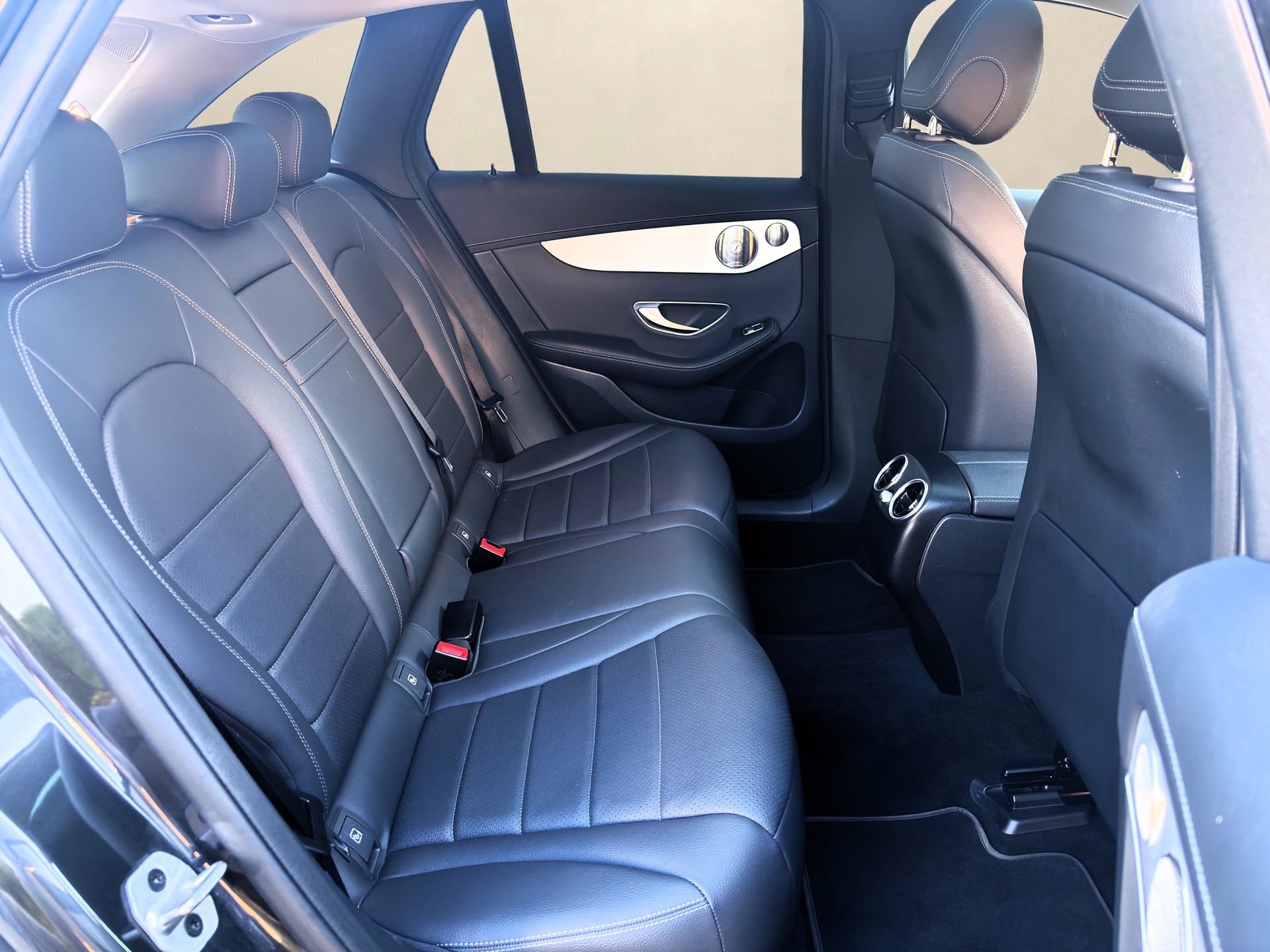 MERCEDES-BENZ GLC 300 e 4Matic 9G-Tronic❗VOLL-AUSSTATTUNG❗✅CH-Fahrzeug & Frisch ab Service und 8-fach bereift✅-image-14