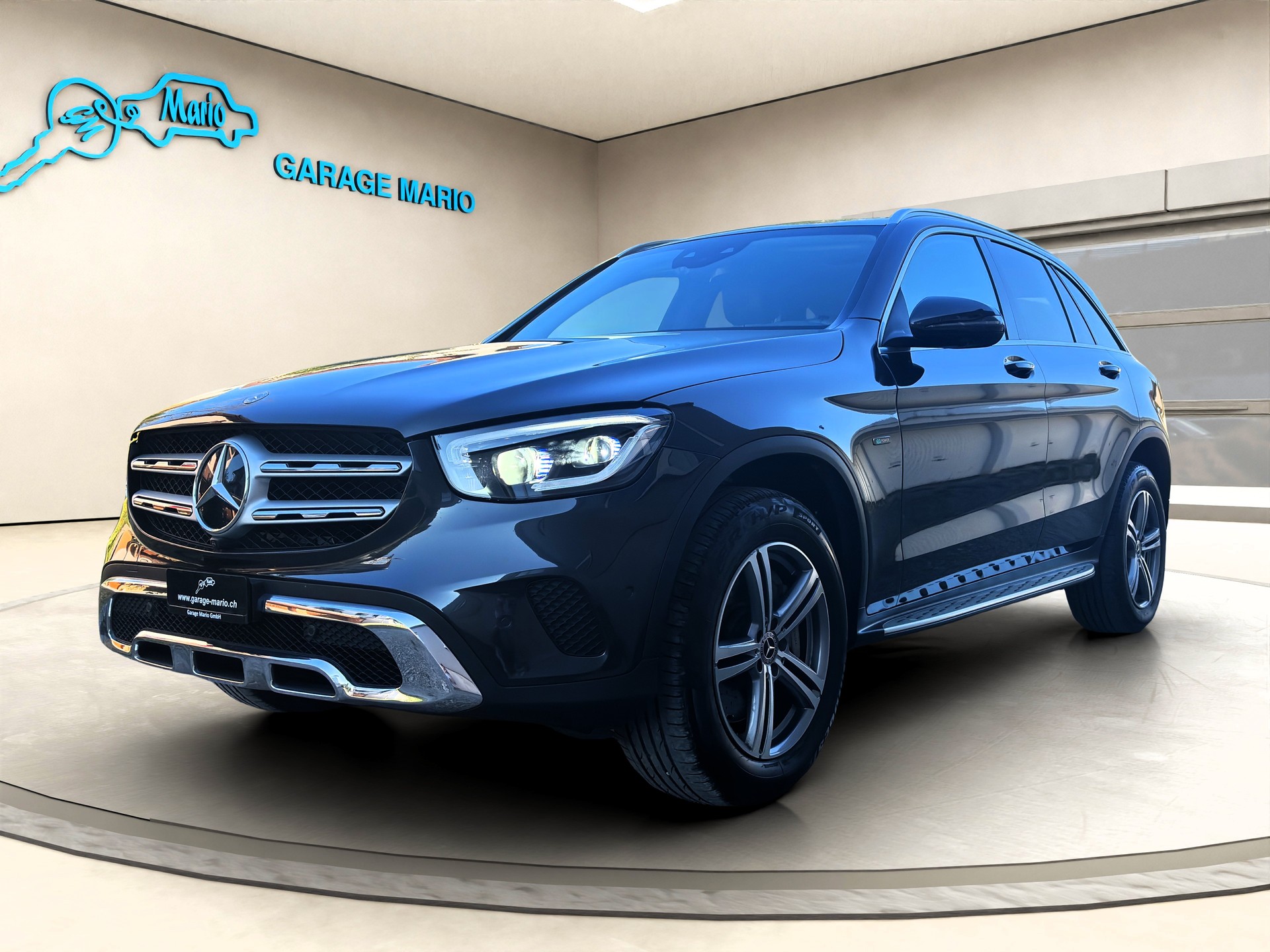 MERCEDES-BENZ GLC 300 e 4Matic 9G-Tronic❗VOLL-AUSSTATTUNG❗✅CH-Fahrzeug & Frisch ab Service und 8-fach bereift✅-image-2