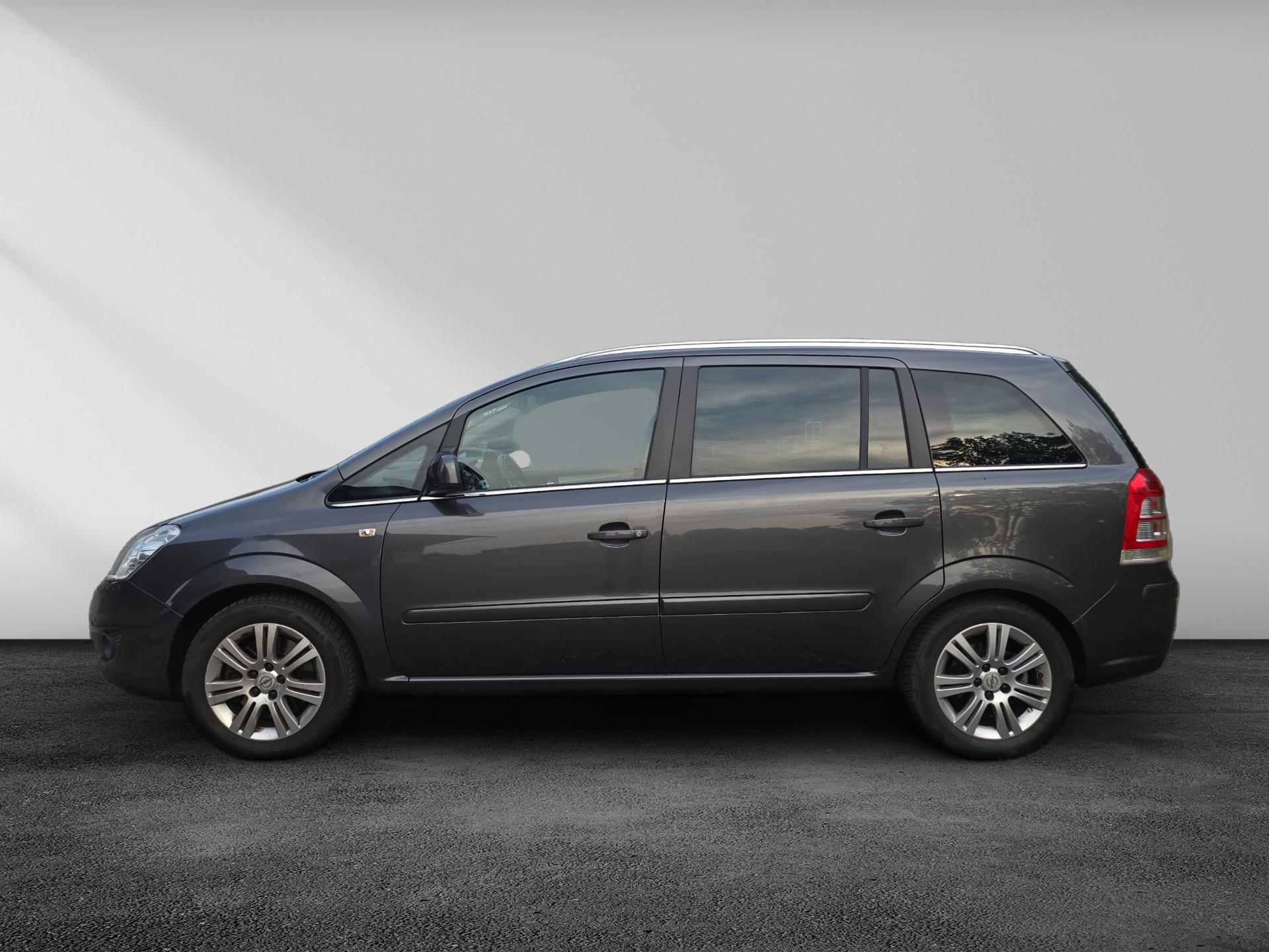 OPEL Zafira 2.2i 16V Anniversary Edition Automatic-image-4