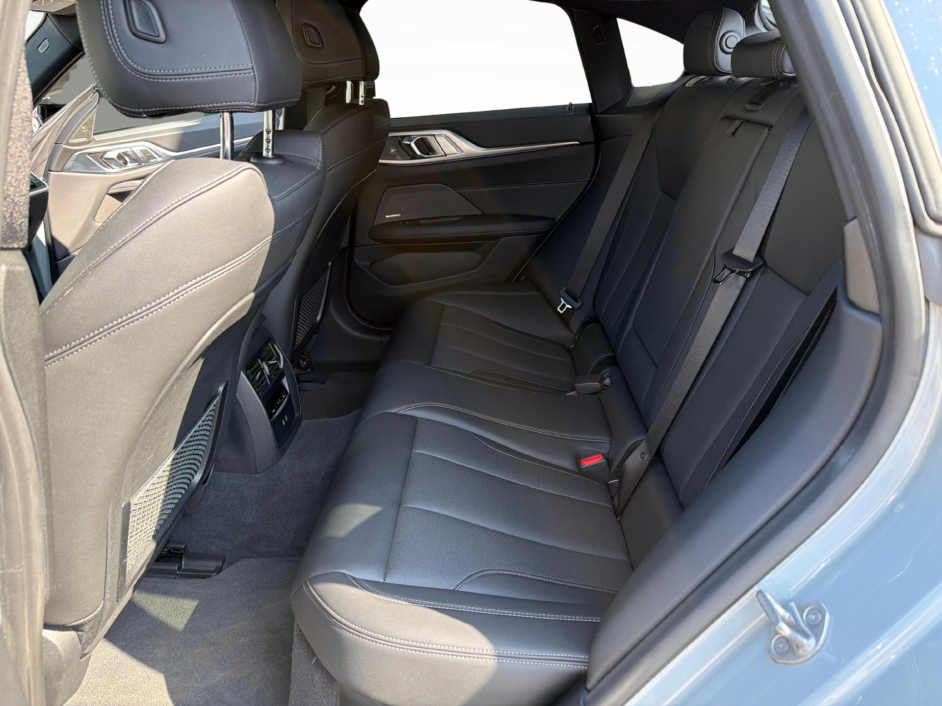 BMW i4 M50-image-18