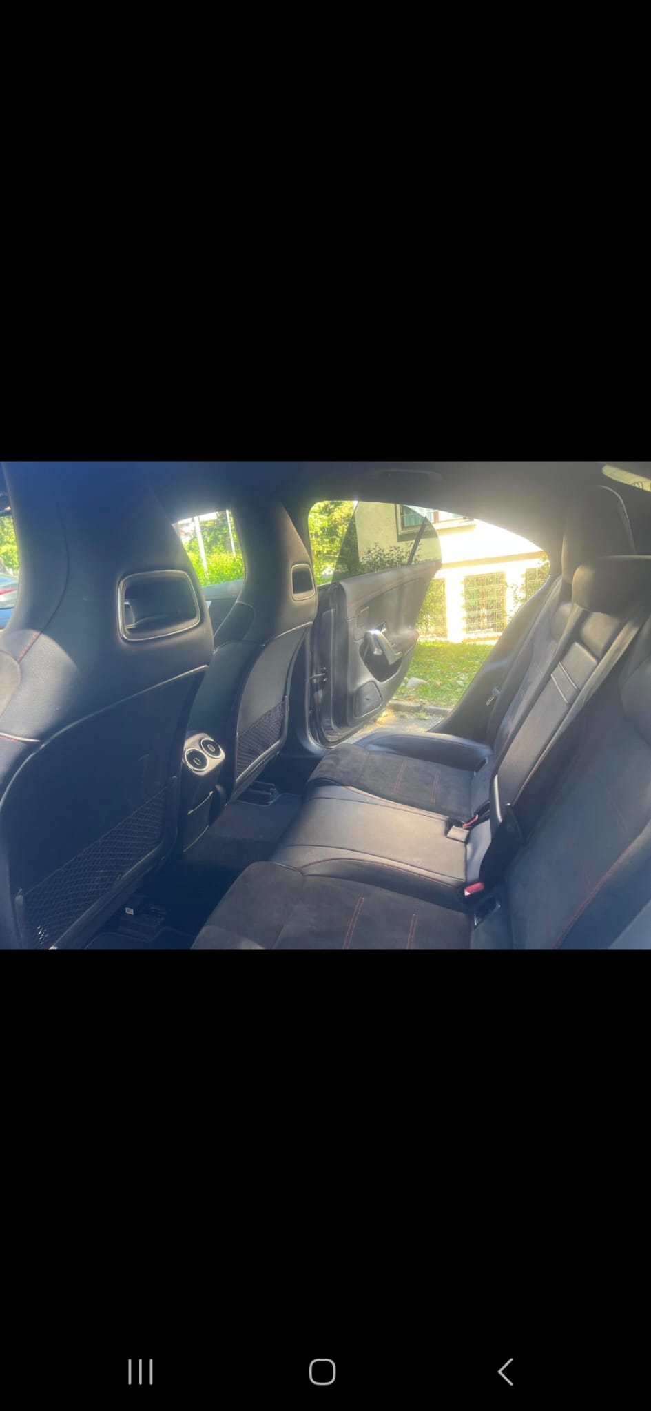 MERCEDES-BENZ CLA 200 d AMG Line-image-3