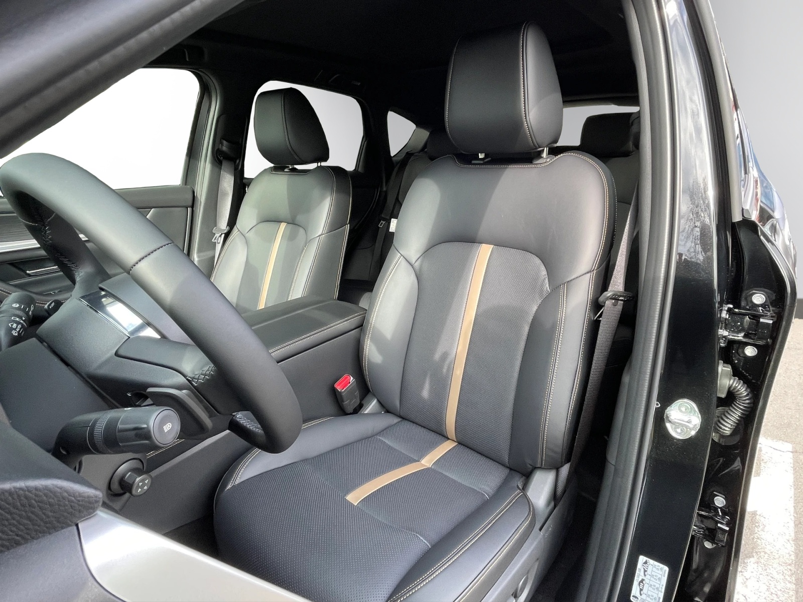 MAZDA CX-60 e-Skyactiv PHEV 327 AWD Homura-image-6