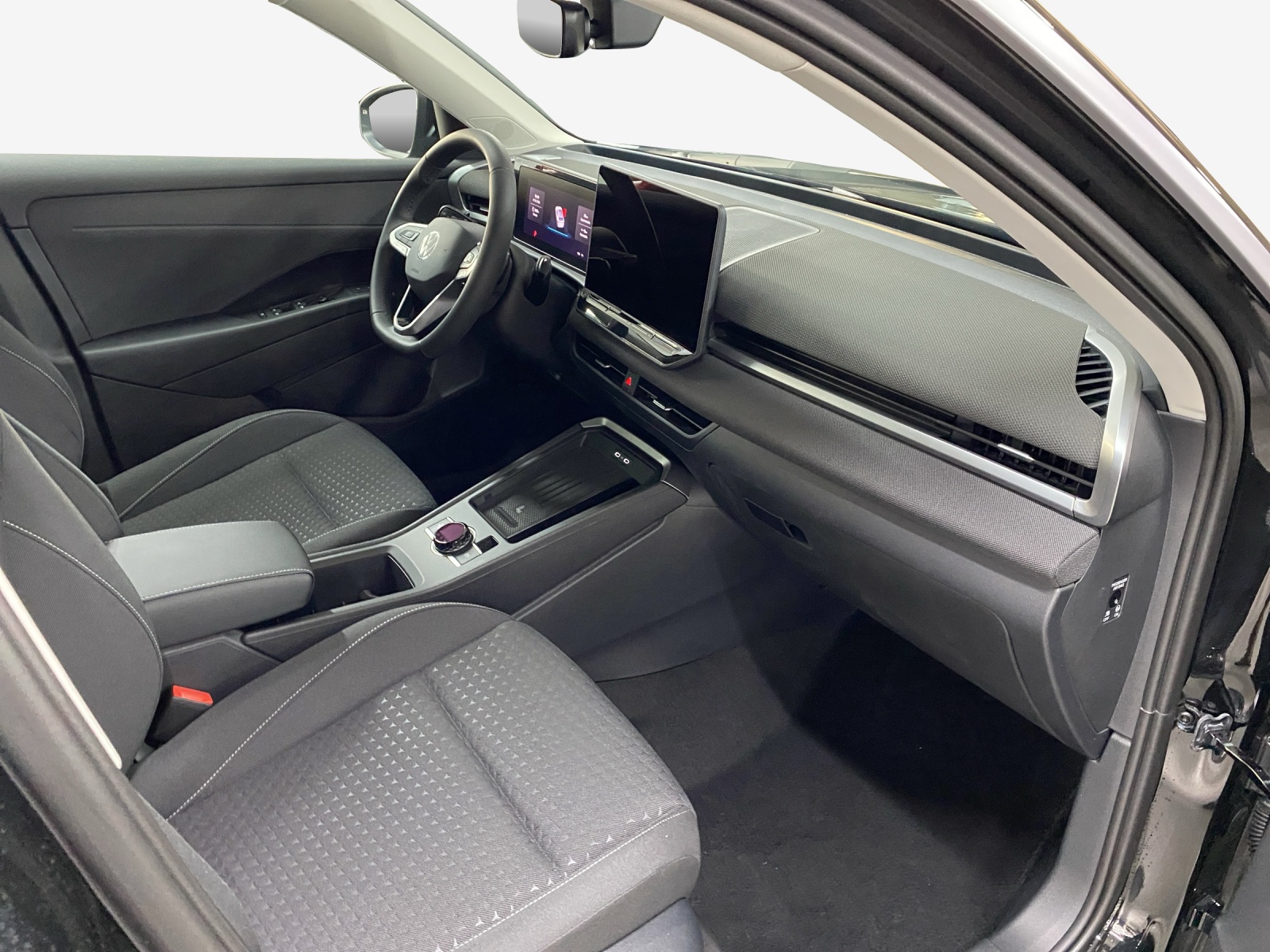 VW T-Roc 1.5 eTSI mHEV Life DSG-image-13