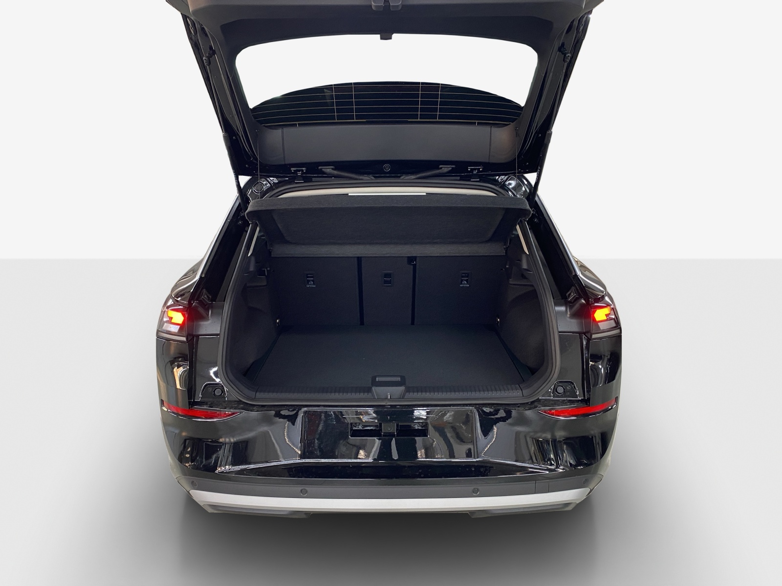 VW T-Roc 1.5 eTSI mHEV Life DSG-image-14