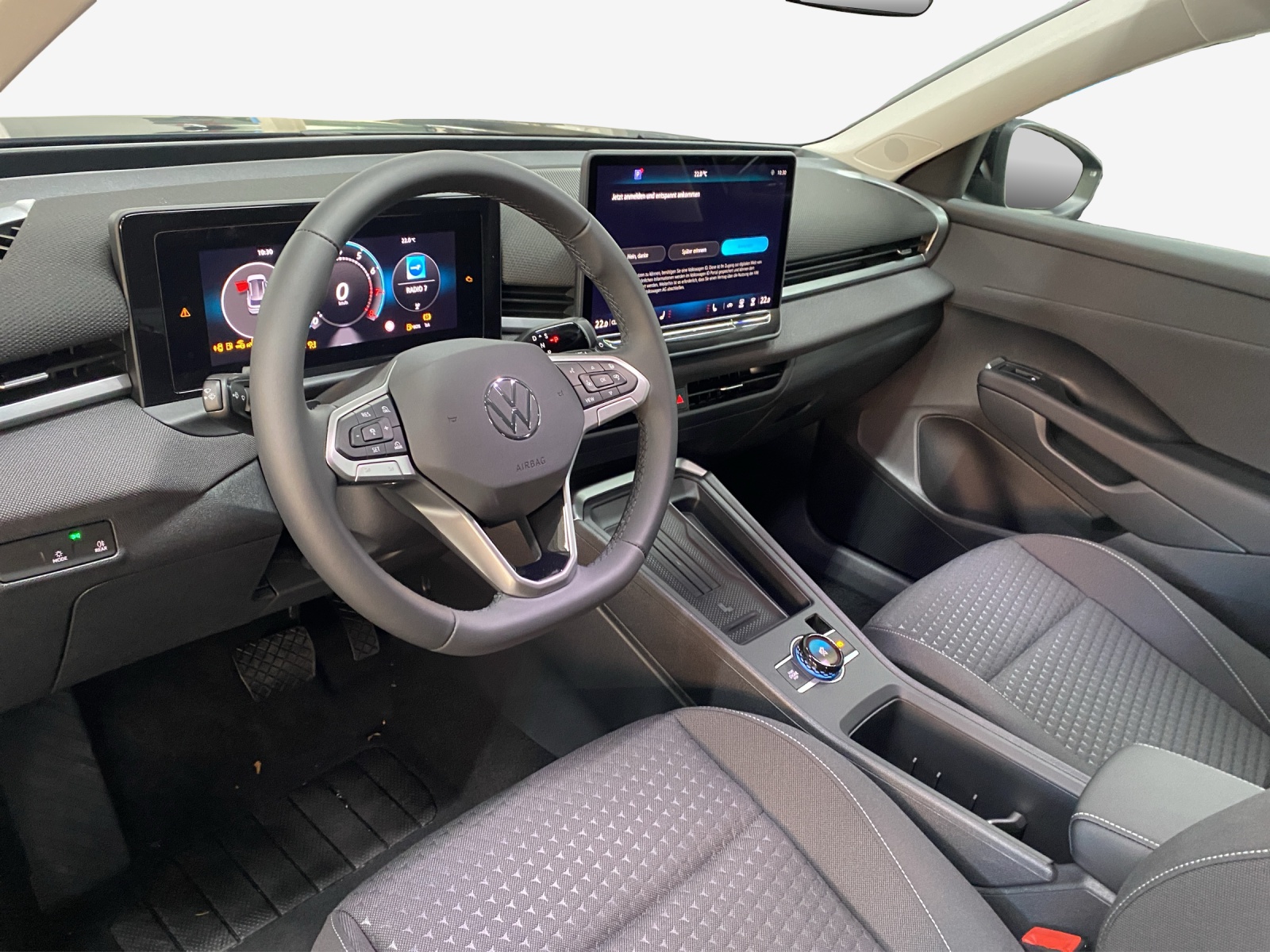 VW T-Roc 1.5 eTSI mHEV Life DSG-image-13